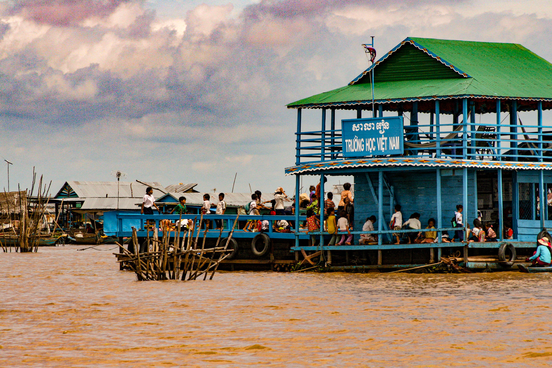 The lake, the largest freshwater body in Southeast Asia, supports a large carp-breeding and carp-harvesting industry, with numerous floating fishing villages inhabited largely by ethnic Vietnamese. The fermented and salted fish are staples of the Cambodian diet.