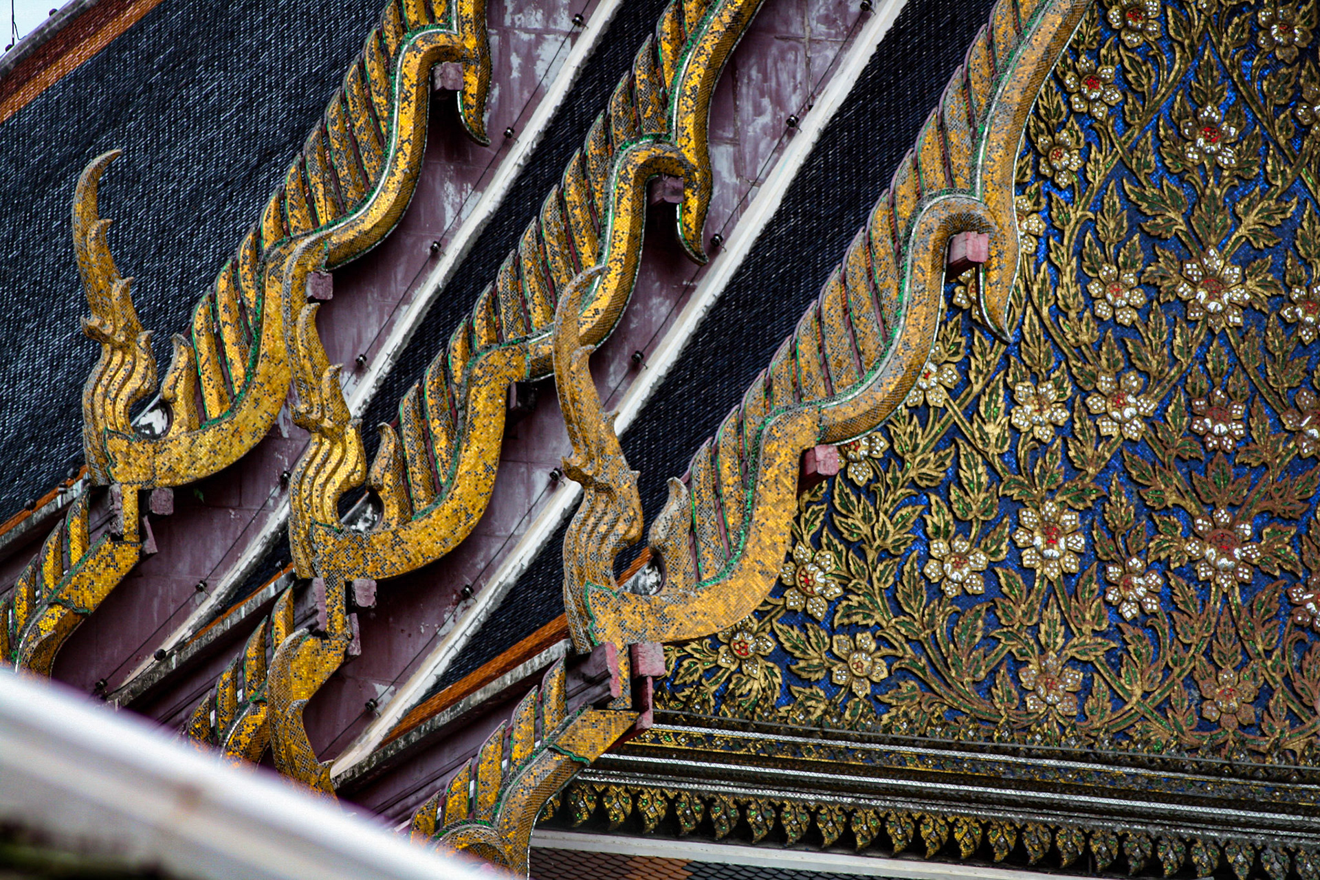 Architectural detail - Wat Pho. 