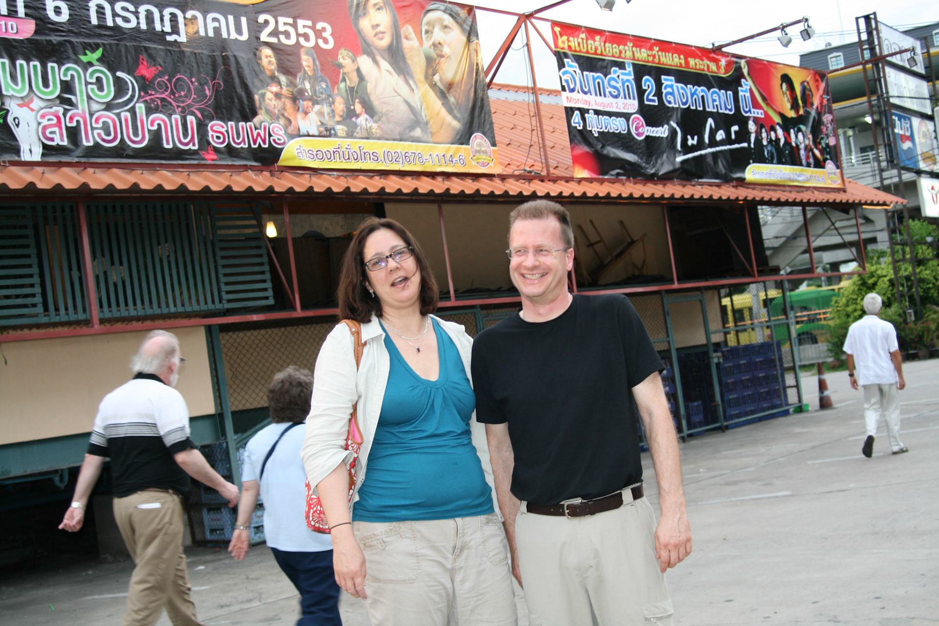 Linda Bathgate and Michael Meffert about to enter restaurant for the evening meal.
