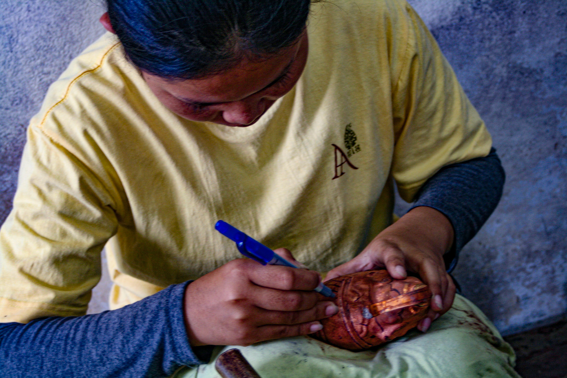 Hand-made wooden arts craft factory. 