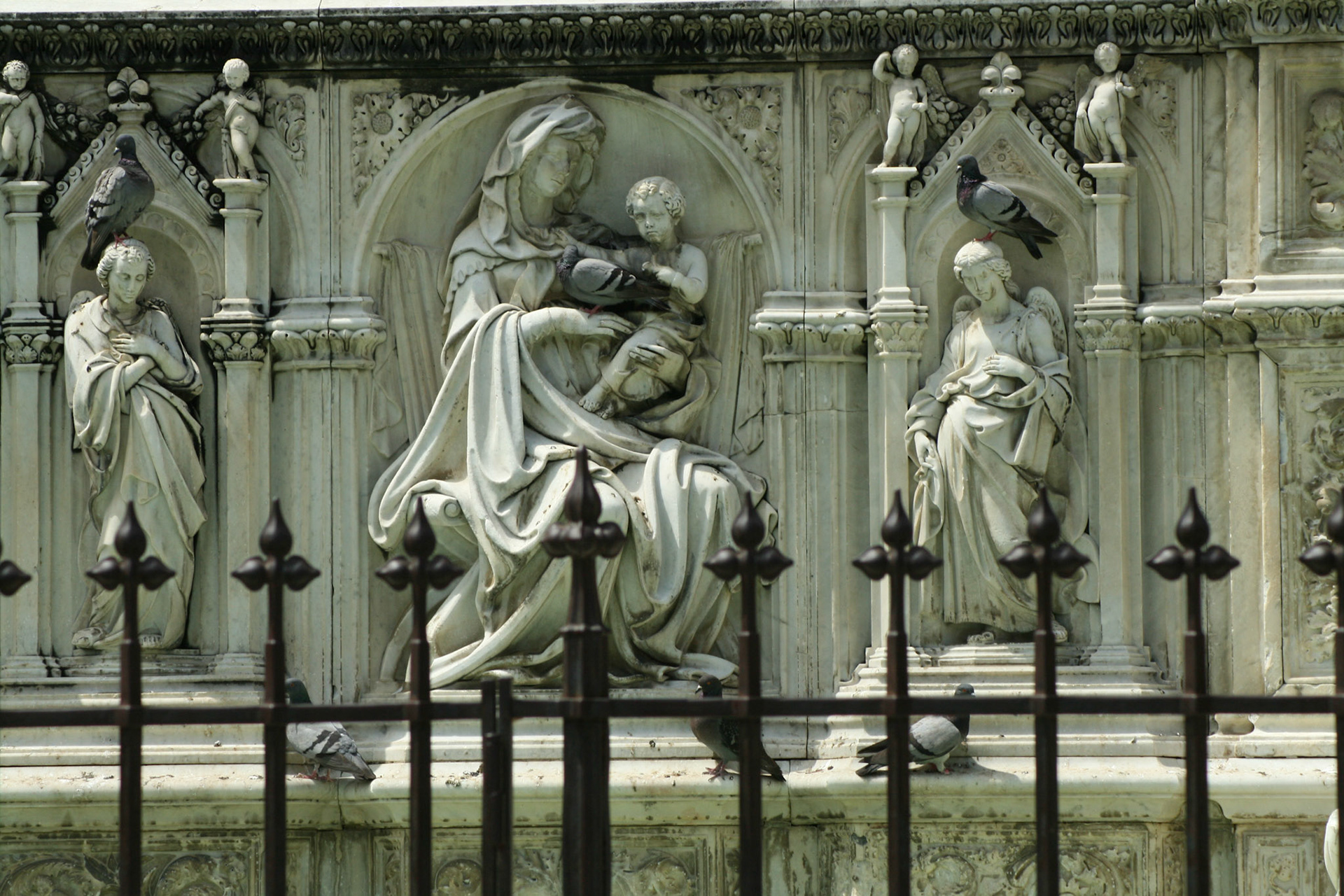 Fonte Gaia (Fountain of Joy) Piazza del Campo, Siena, Tuscany, Italy