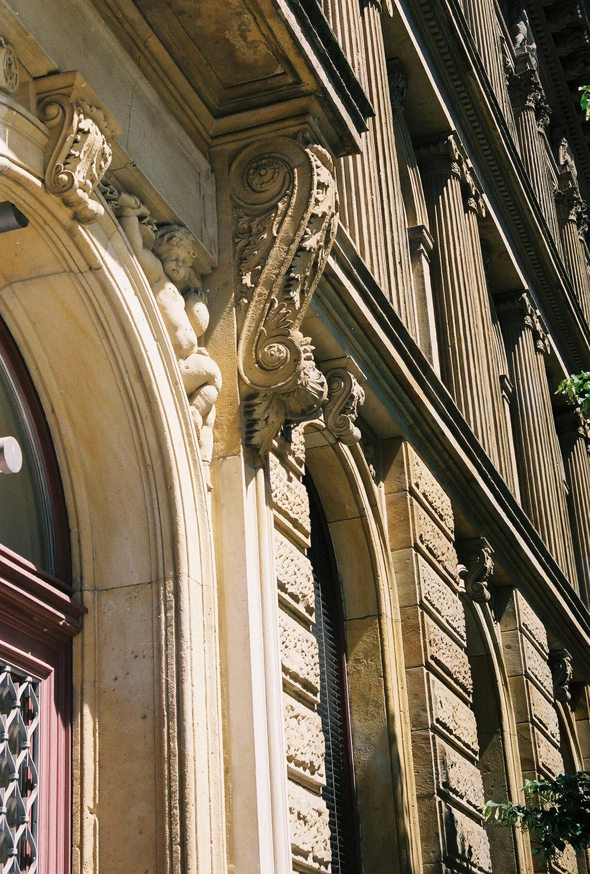 Belin Architectural detail