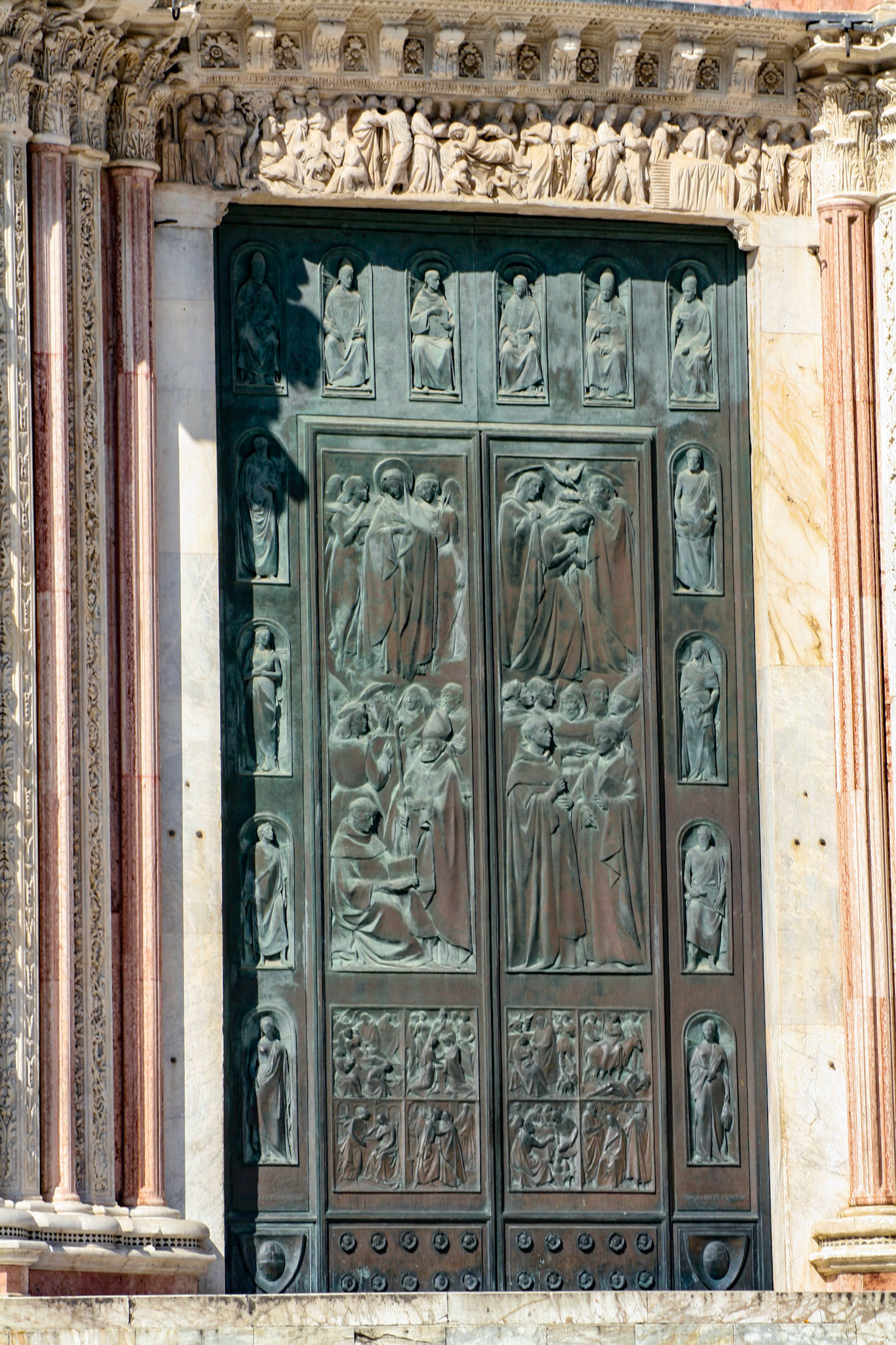 Entry to the Duomo di Siena (Siena Cathedral), Siena, Tuscany, Italy 
