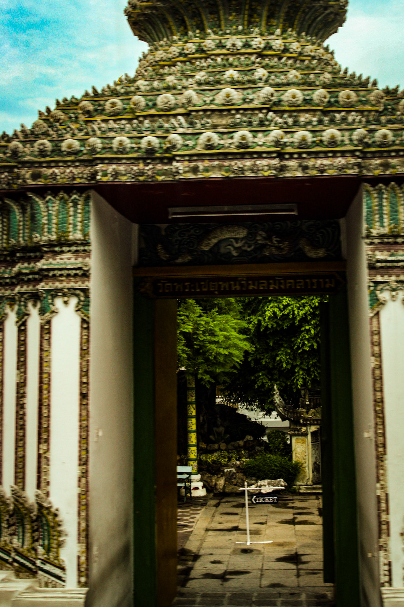 Entrance to Wat Pho