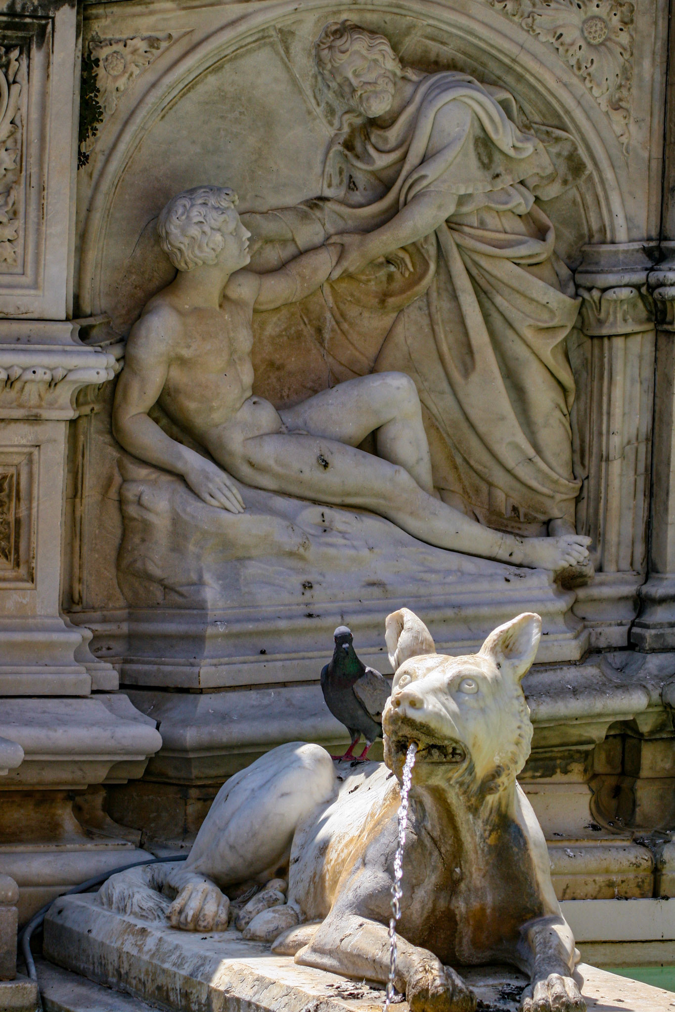 Fonte Gaia (Fountain of Joy) Piazza del Campo, Siena, Tuscany, Italy