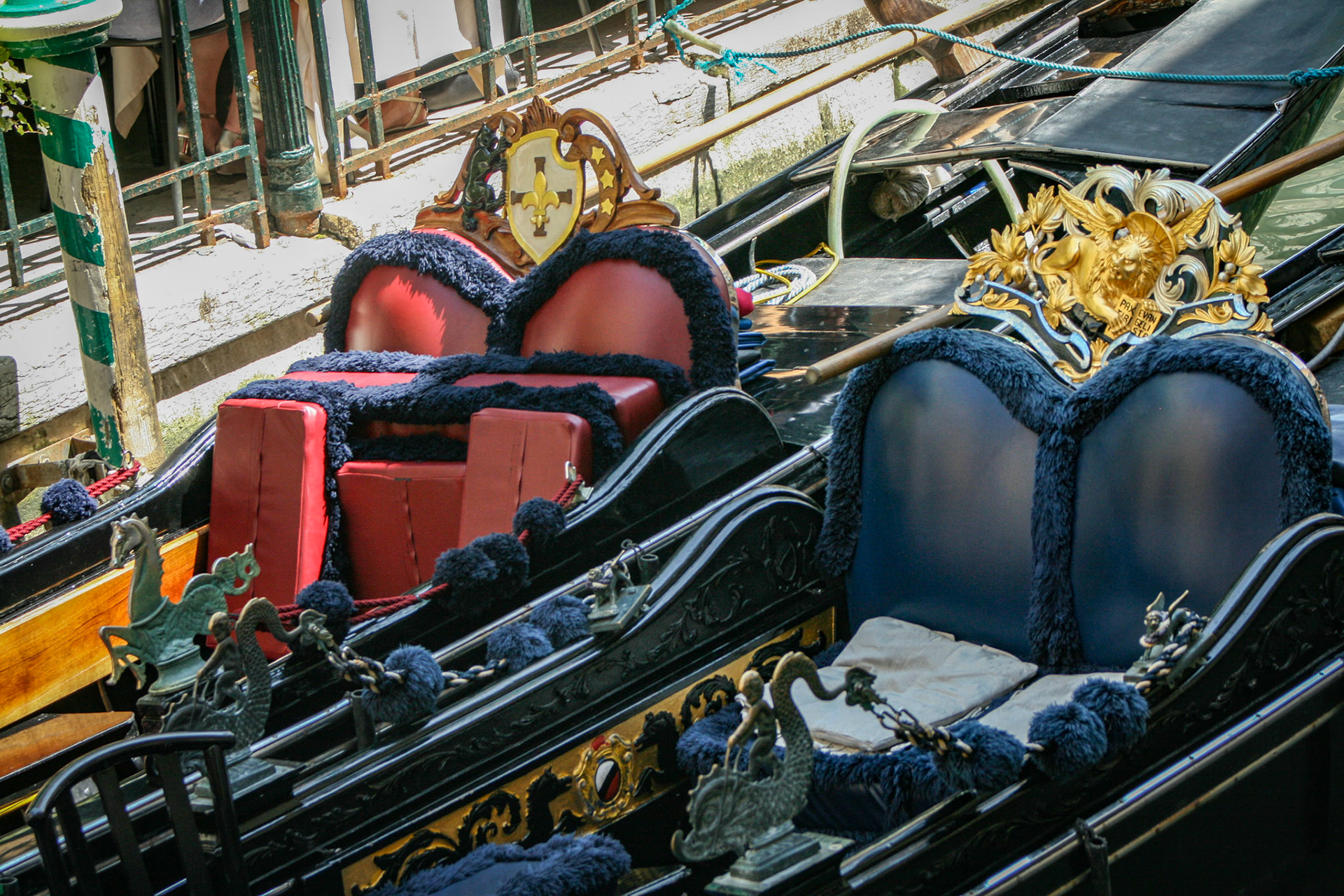 Gondolas Detail