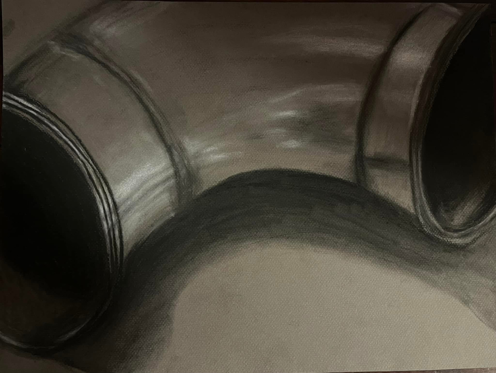 Metal Pipe, Conte Crayon