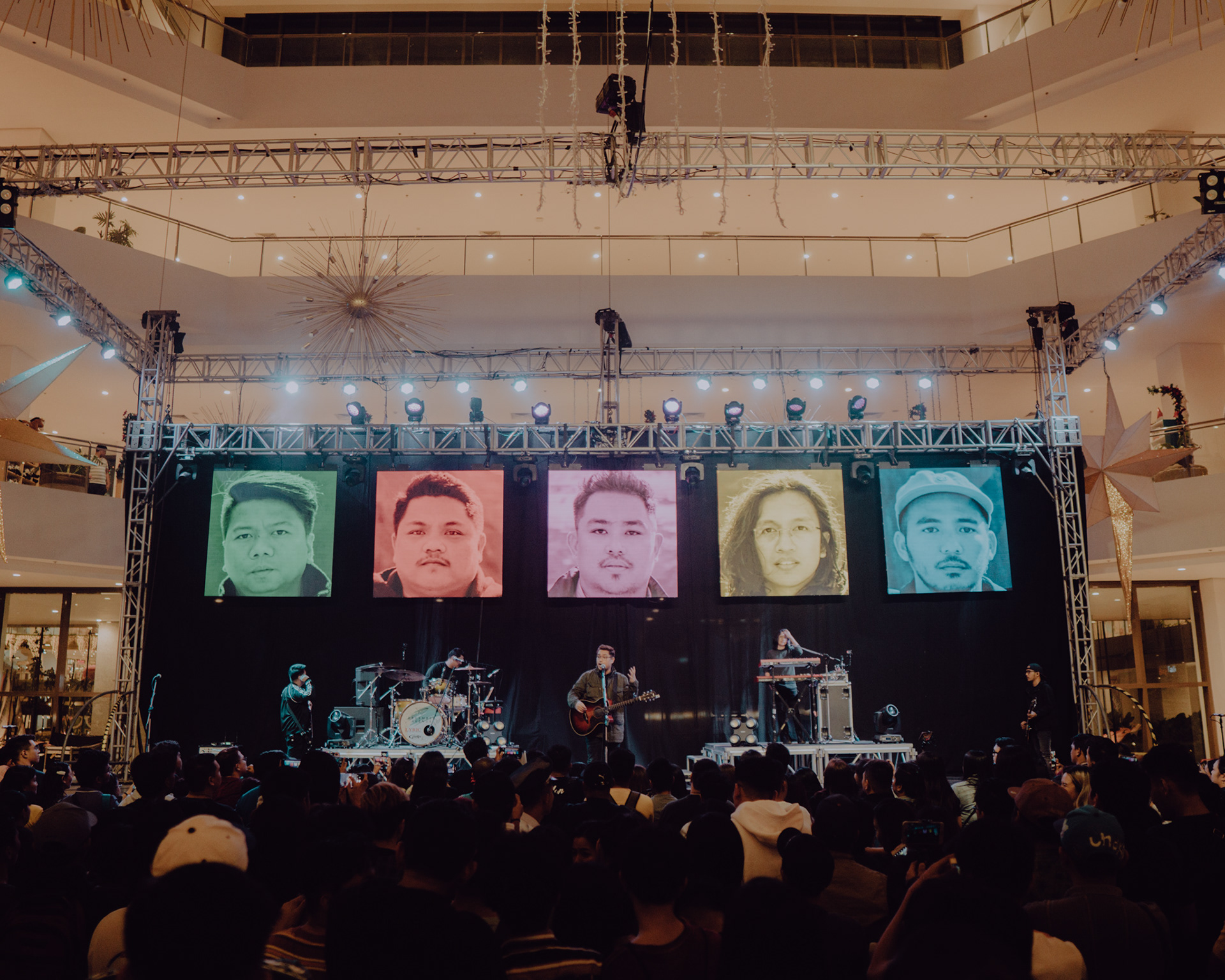 December Avenue