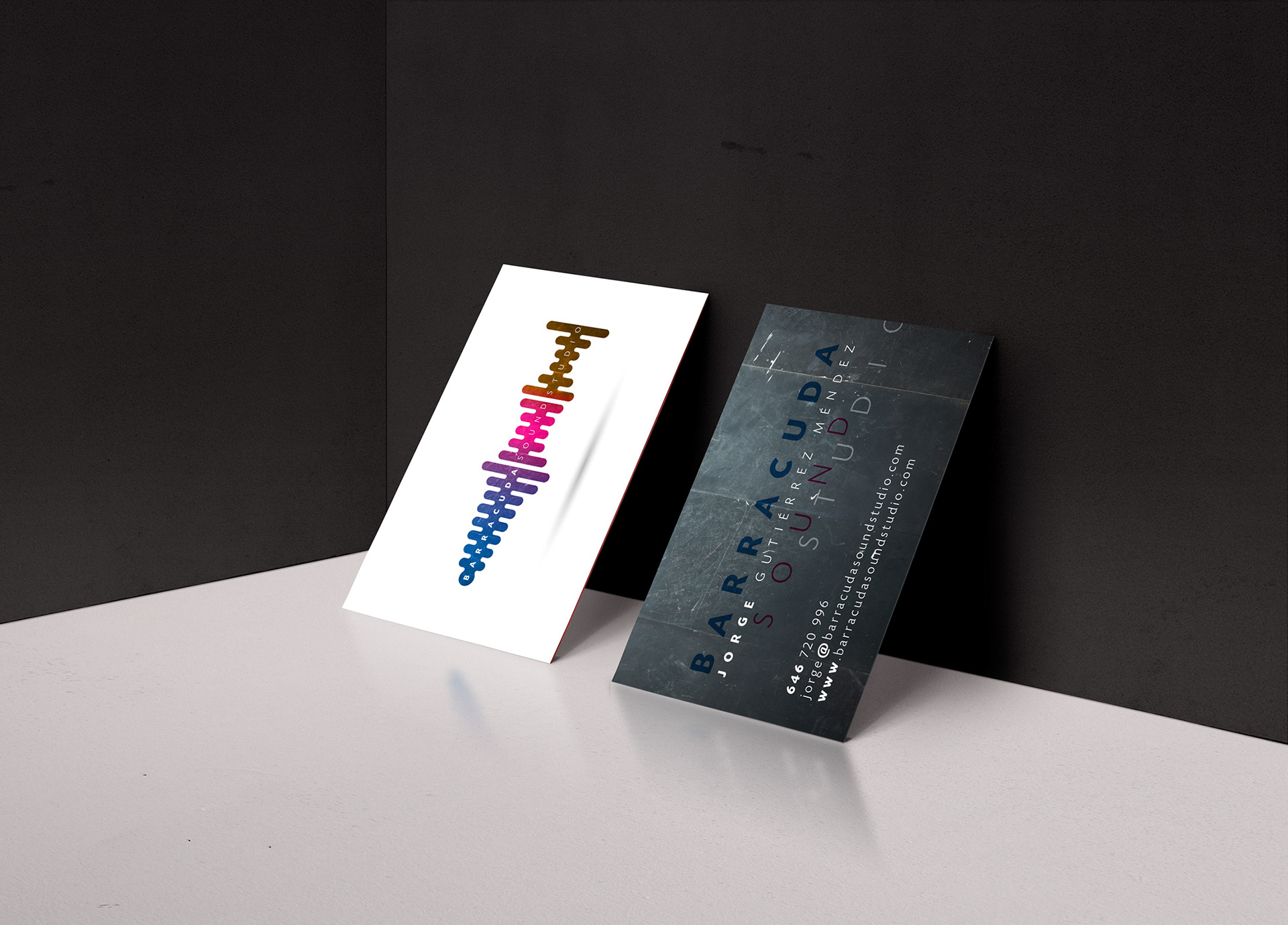 Diseño tarjetas comerciales Barracuda realizadas por Global y punto
