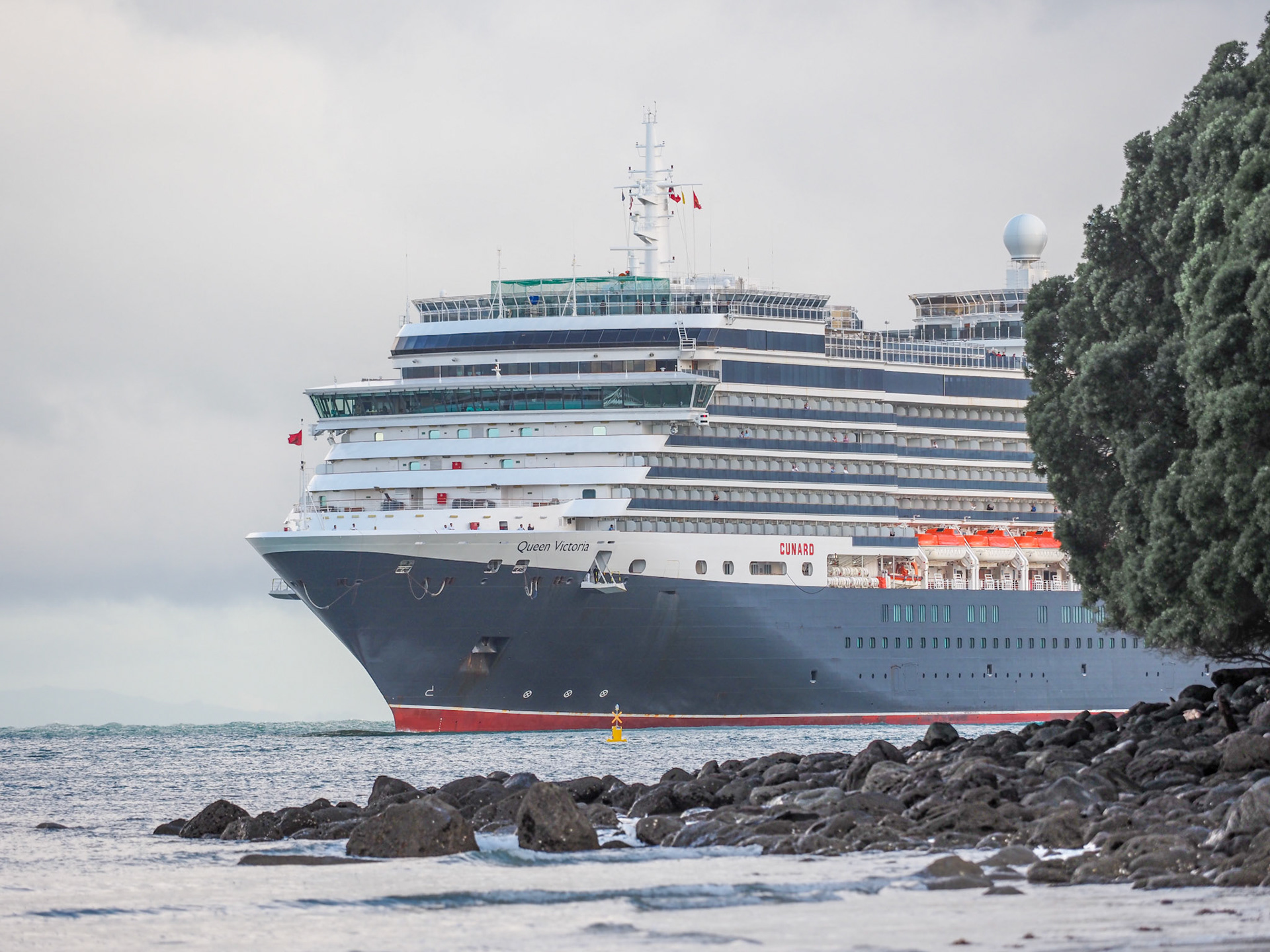 Queen Victoria P2250004