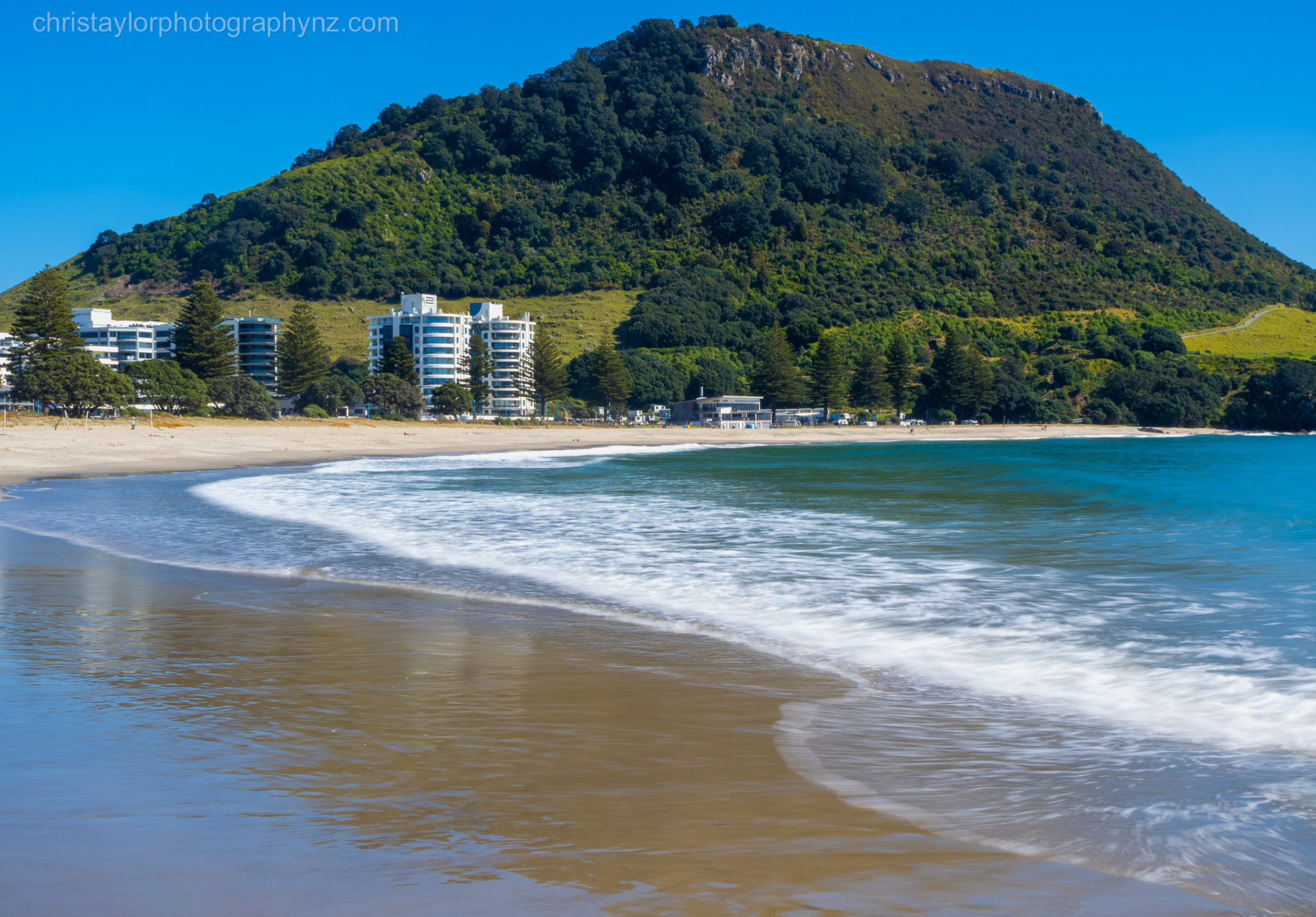 Early Spring Day, Mount Maunganui Beach. P9080027