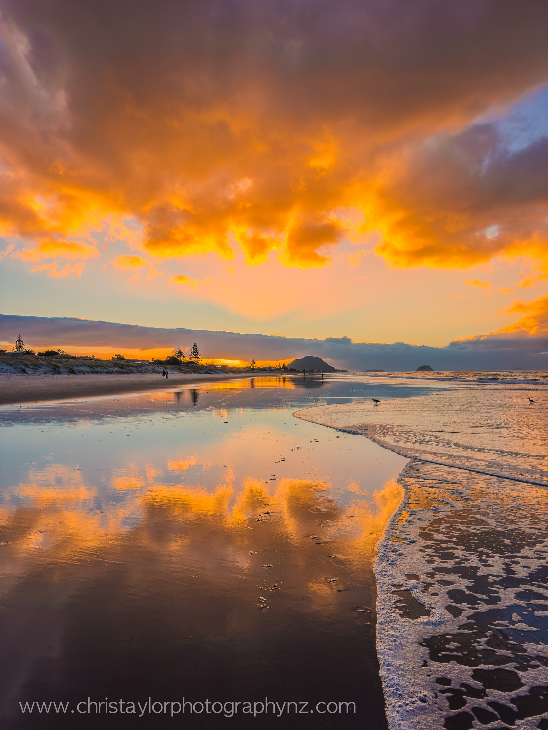 IMG_3850 A spectacular reflected sunset