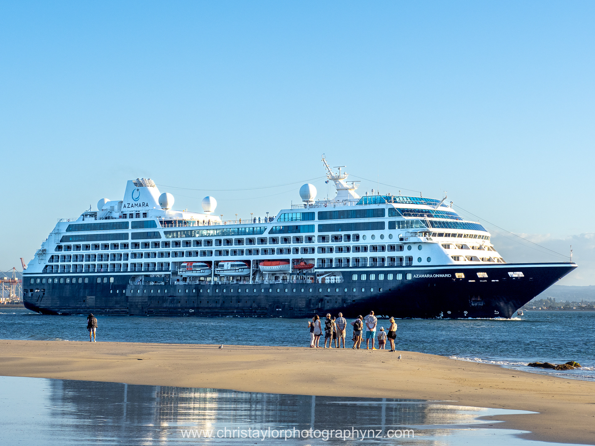 Azamara Onward P2160025