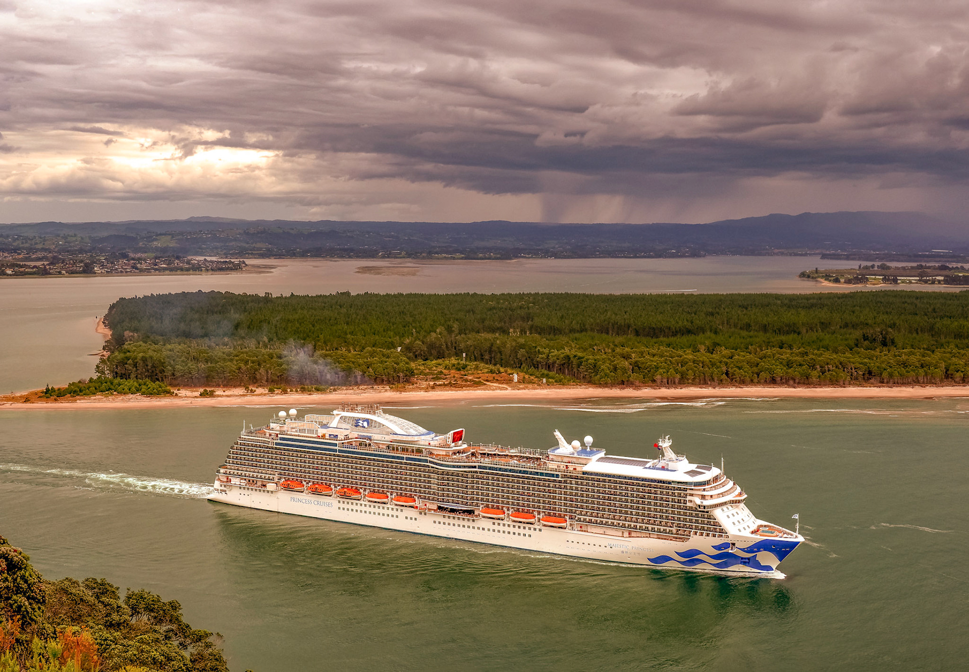 Majestic Princess PB280023