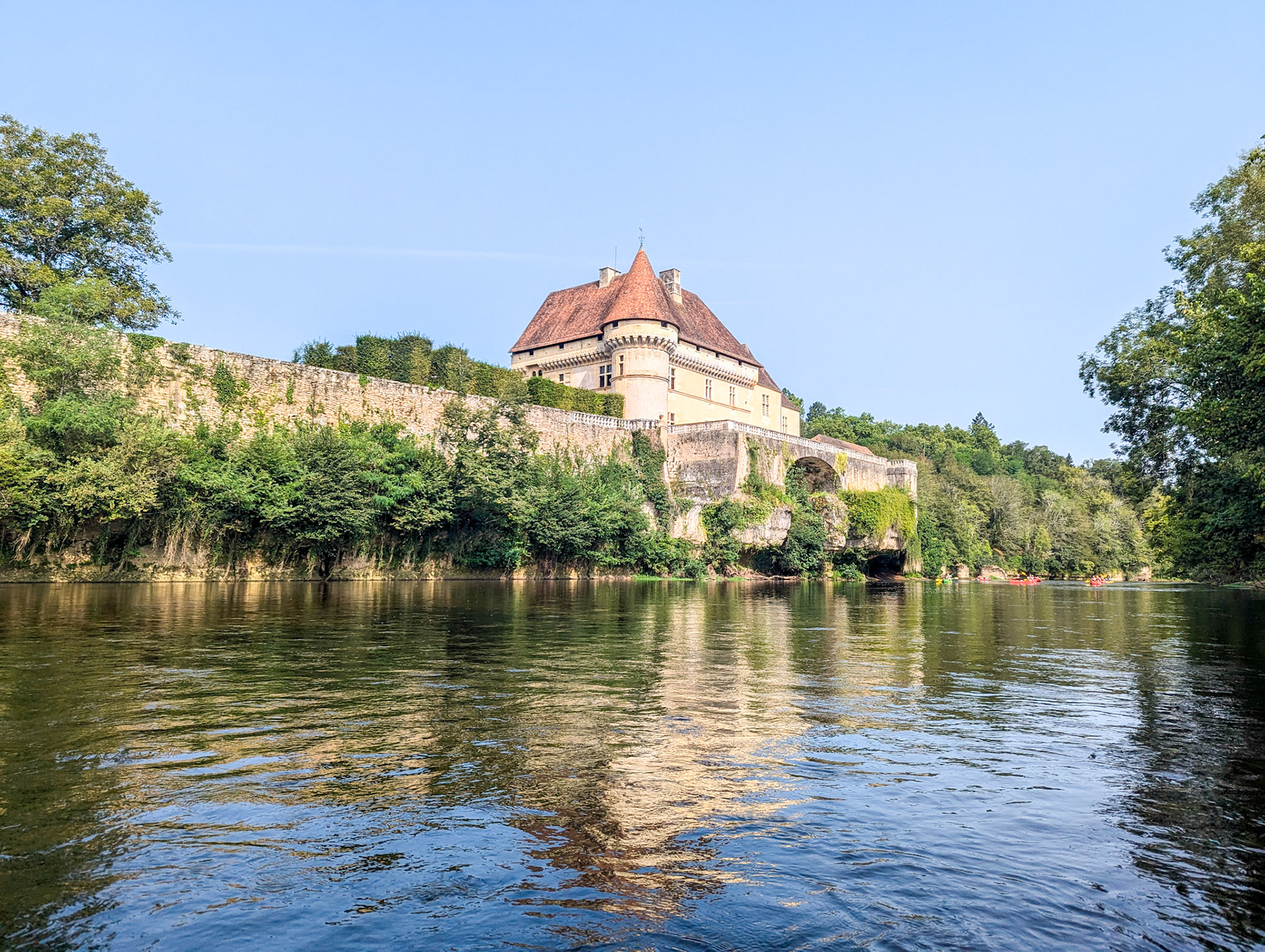 Canoeing on the Vezere