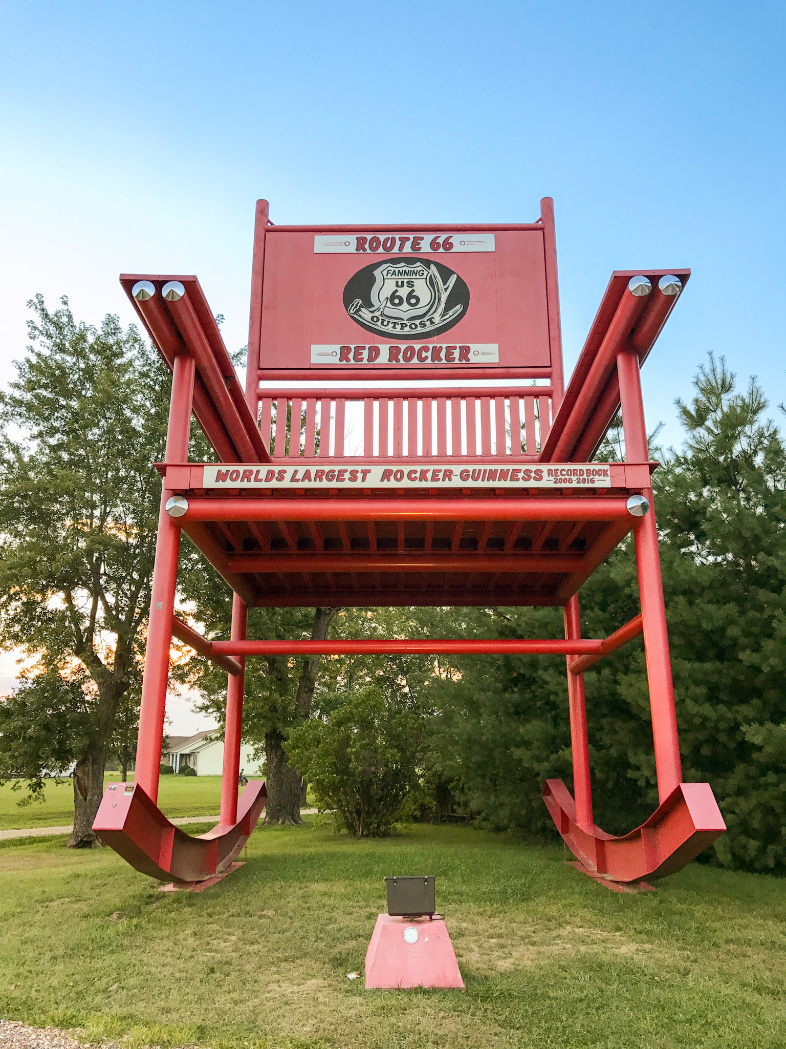 Red Rocker - Cuba, Missouri