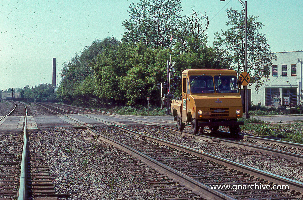 4:07 PM - EB Hi Rail truck