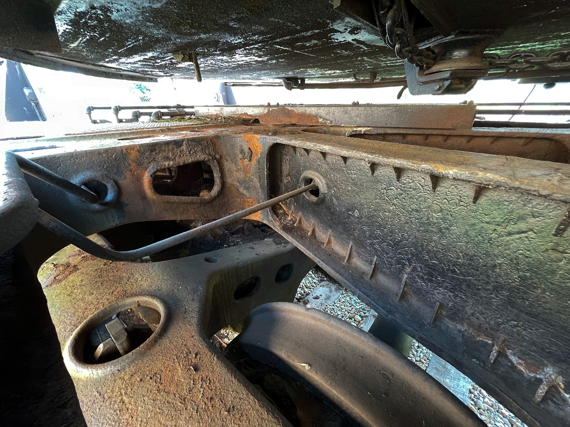 Lead truck under the pilot