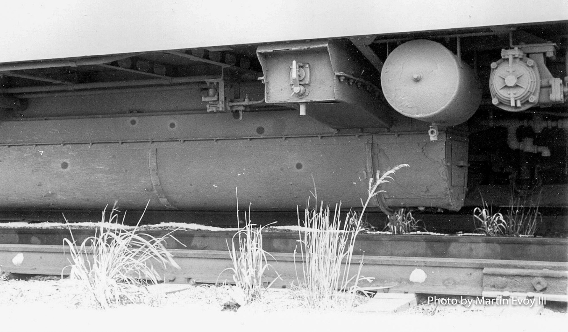 GN 1118 Right water tankPhoto taken 1/76 by Martin Evoy III