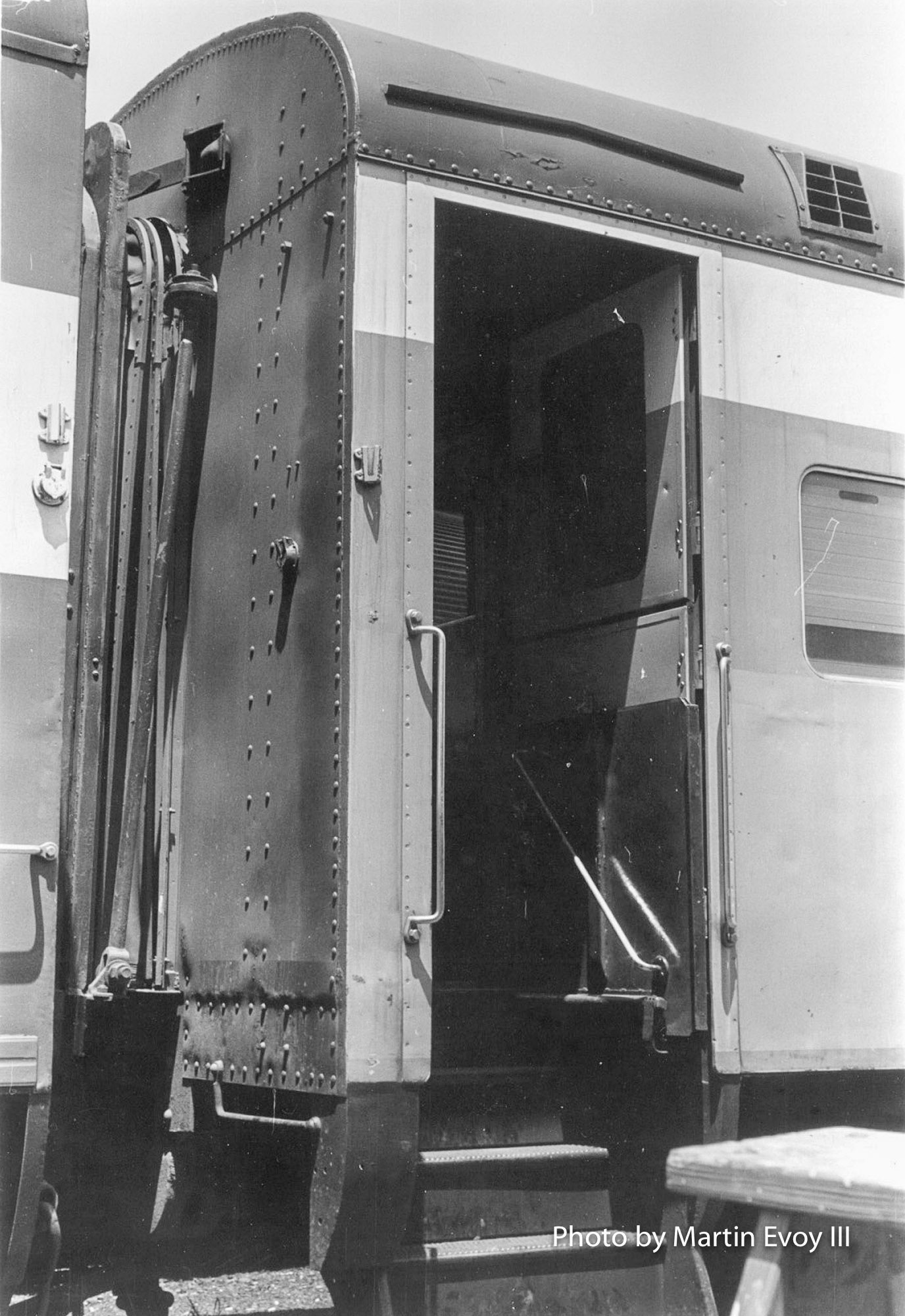 GN 1138 Left vestibulePhoto taken 1/76 by Martin Evoy III
