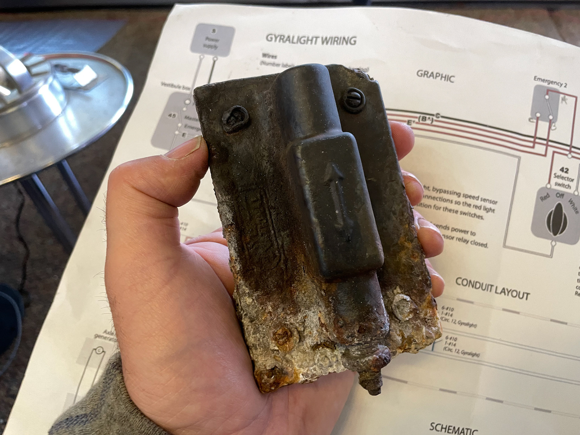 Weatherproof plunger