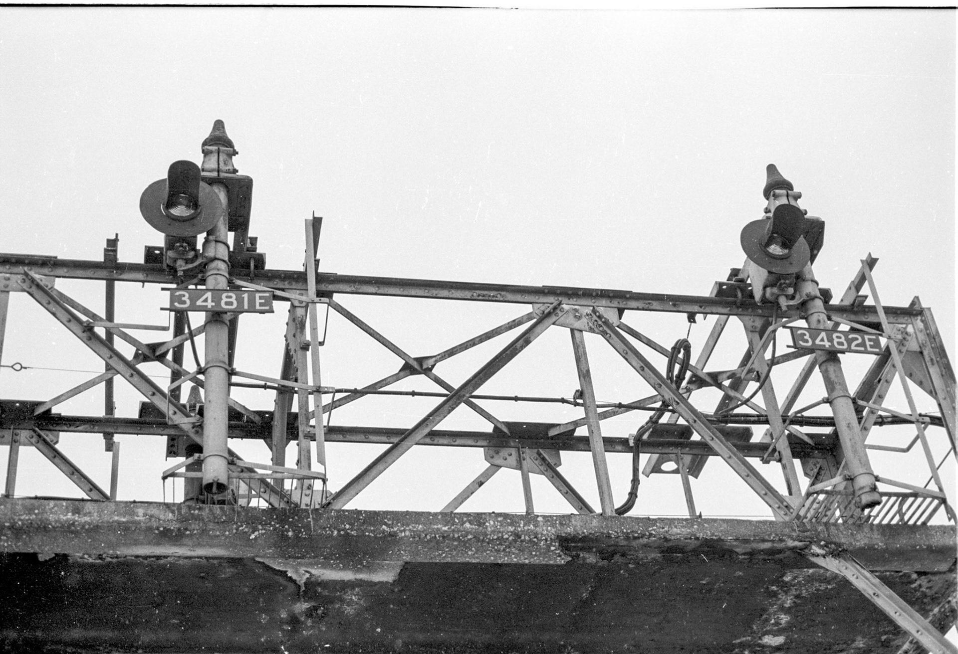 Signal bridge at MP 346, Palmyra, NY, winter, 1979.