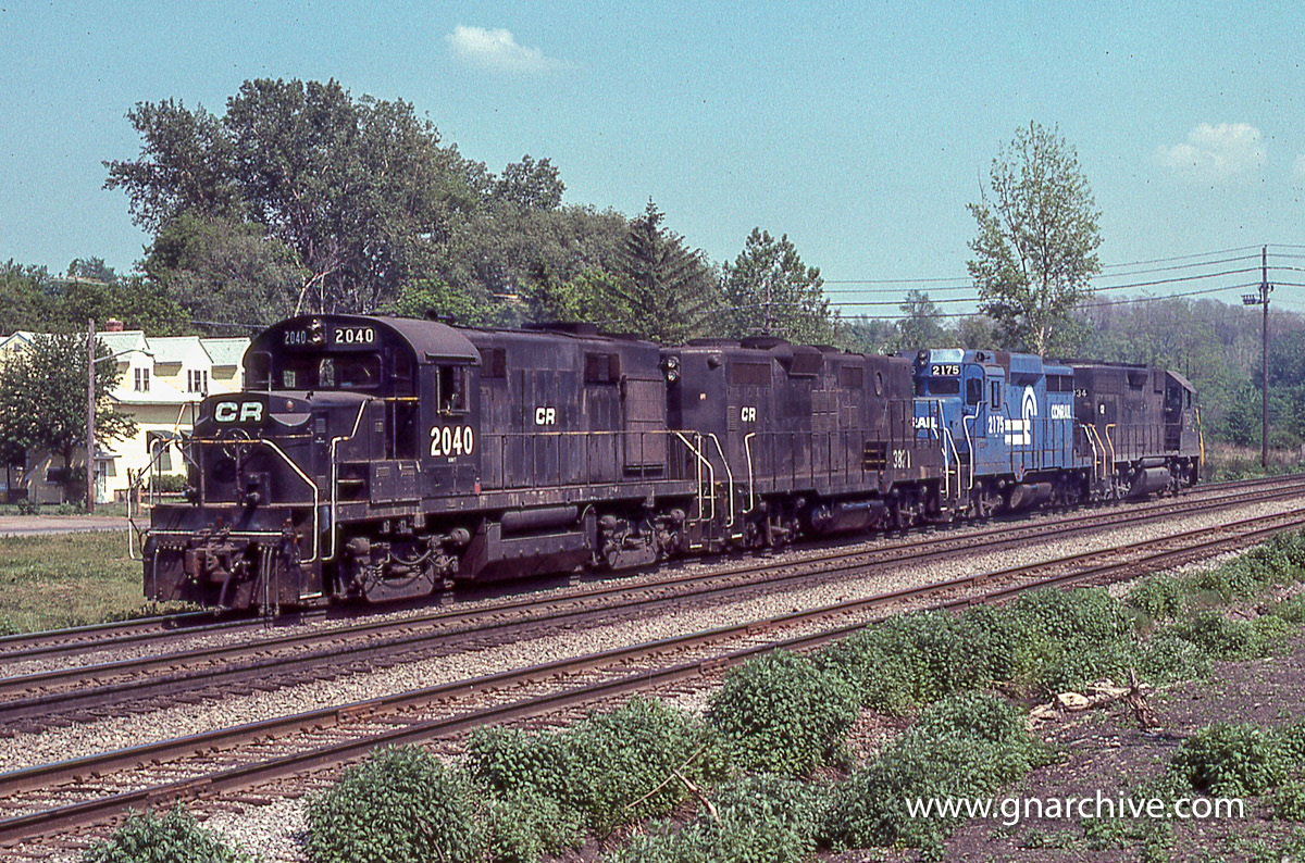 3:05 PM - EB light engines 7834, 2157, C-420 2040 and GP-9B 3821