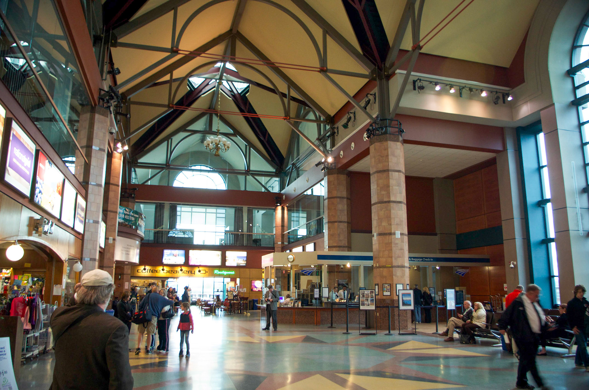 Inside the Albany-Rensselaer station