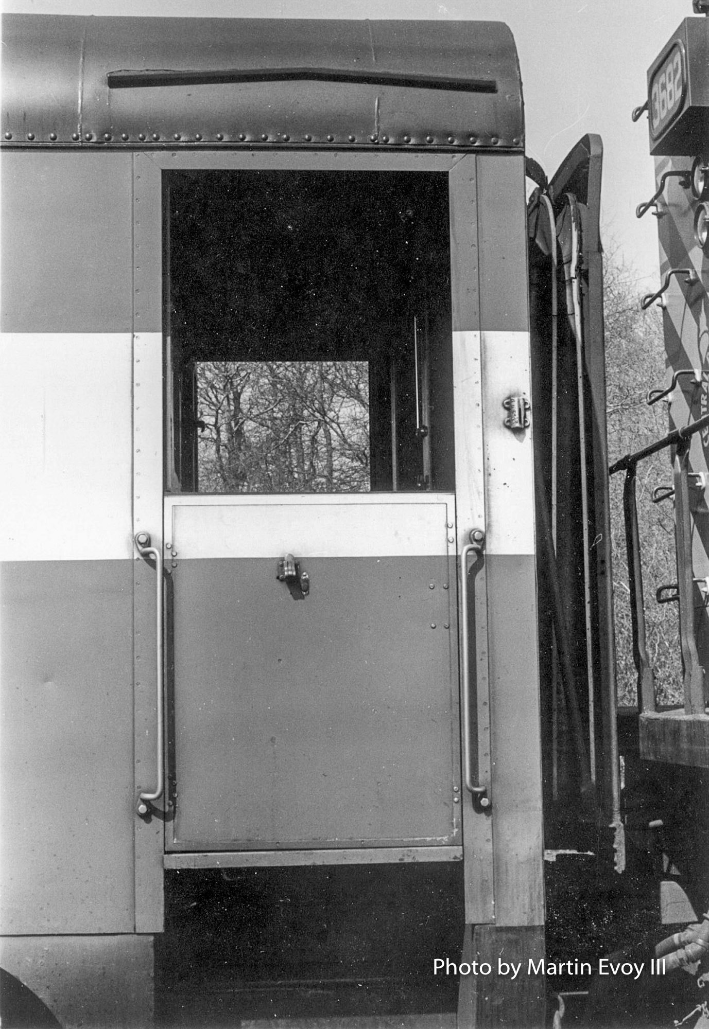 GN 1118 Right vestibule Photo taken 1/76 by Martin Evoy III