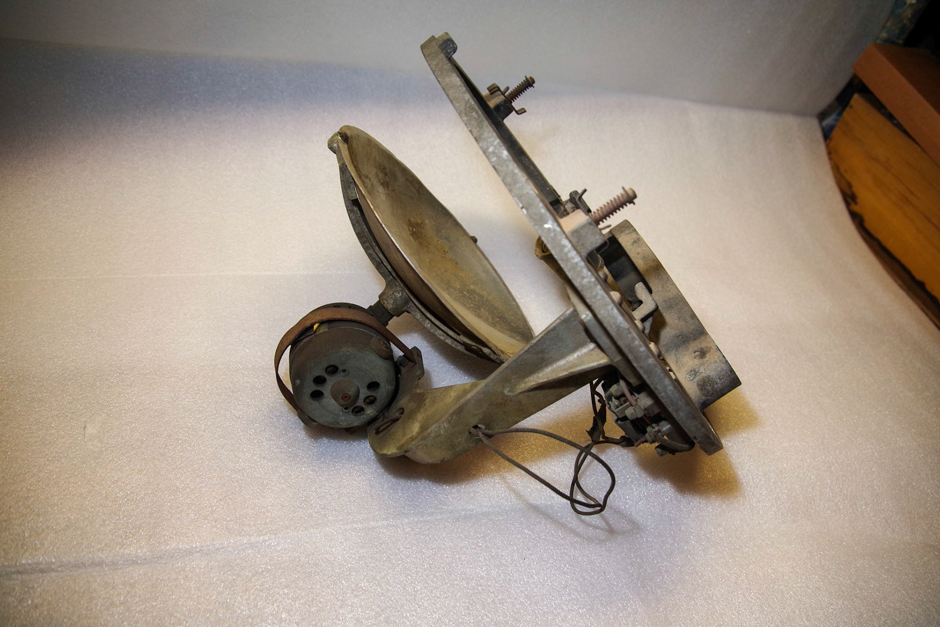 The red lens and headlight retainer ring were missing