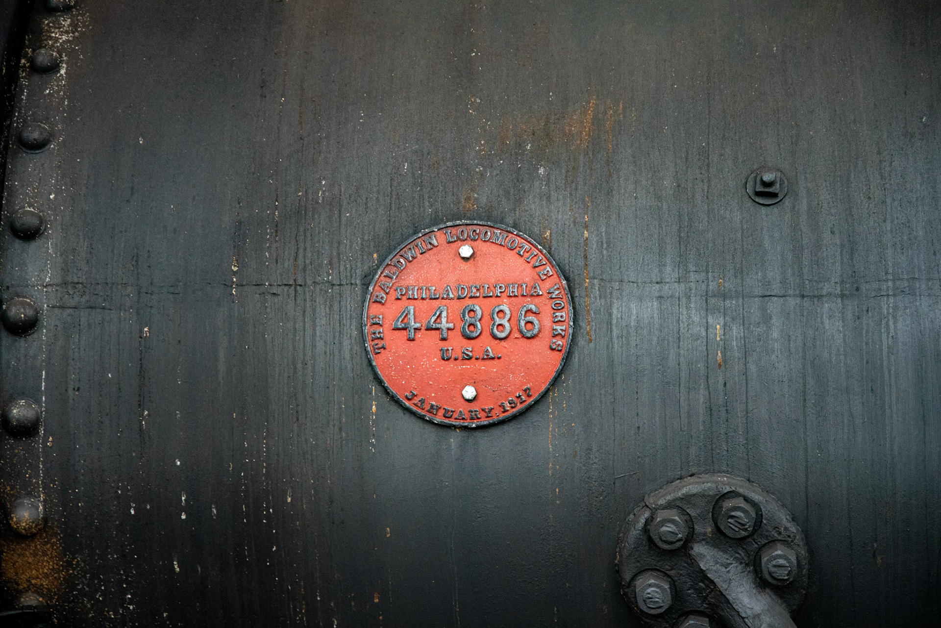 Builders plate on Sturm &amp; Dillard 0-6-0 No. 105 at the Age of Steam roundhouse, Jan. 13, 2022