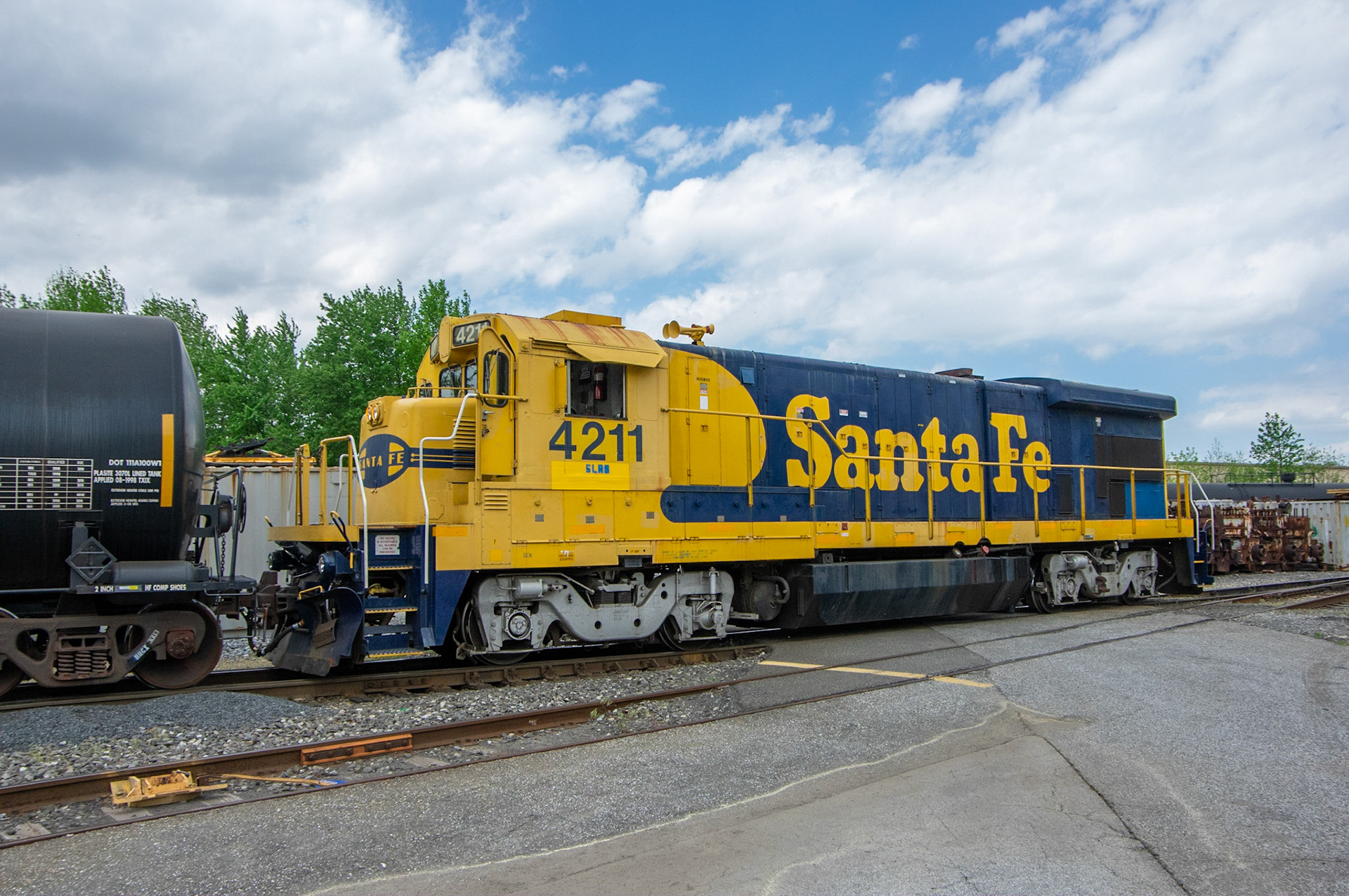 Ex-Santa Fe B23-7
SMS May 2, 2017