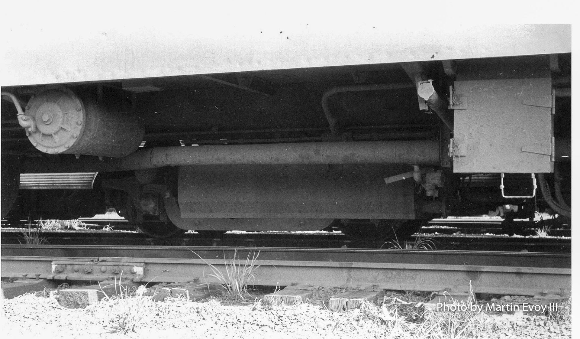 neg. 223-30a1133 right sidePhoto taken 1/76 by Martin Evoy III