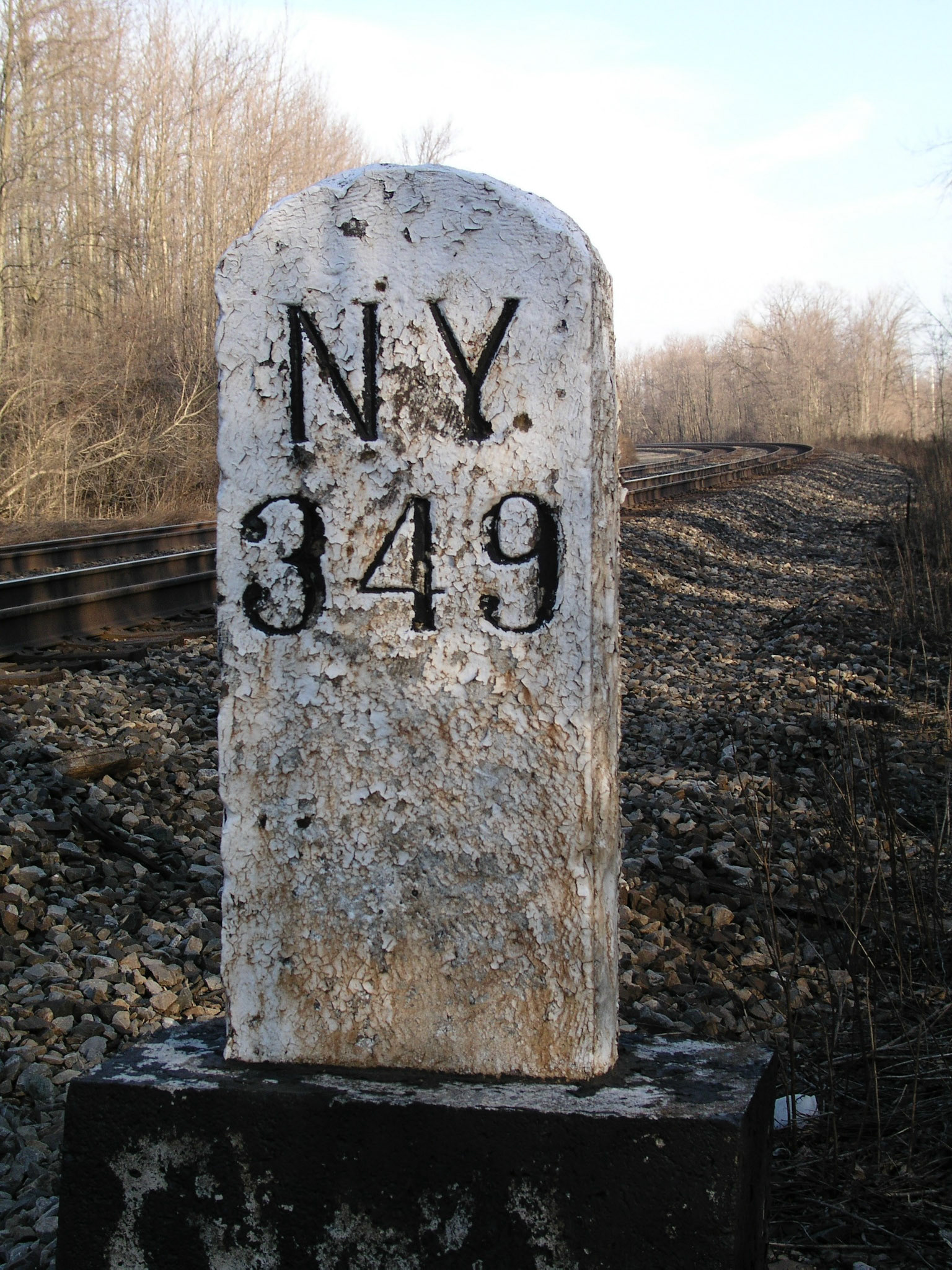 NYC milepost 349 in Palmyra, NY,  March 30, 2005