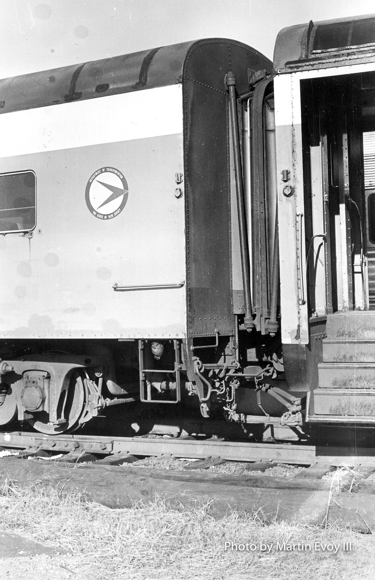 neg. 231-21124 L &amp; 1128 LPhoto taken 1/76 by Martin Evoy III