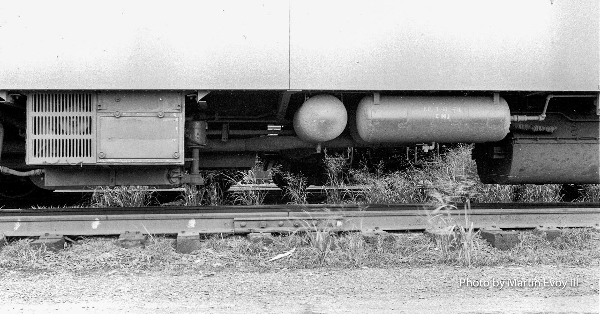 neg. 229-5Car 1005 - Left sidePhoto taken 1/76 by Martin Evoy III