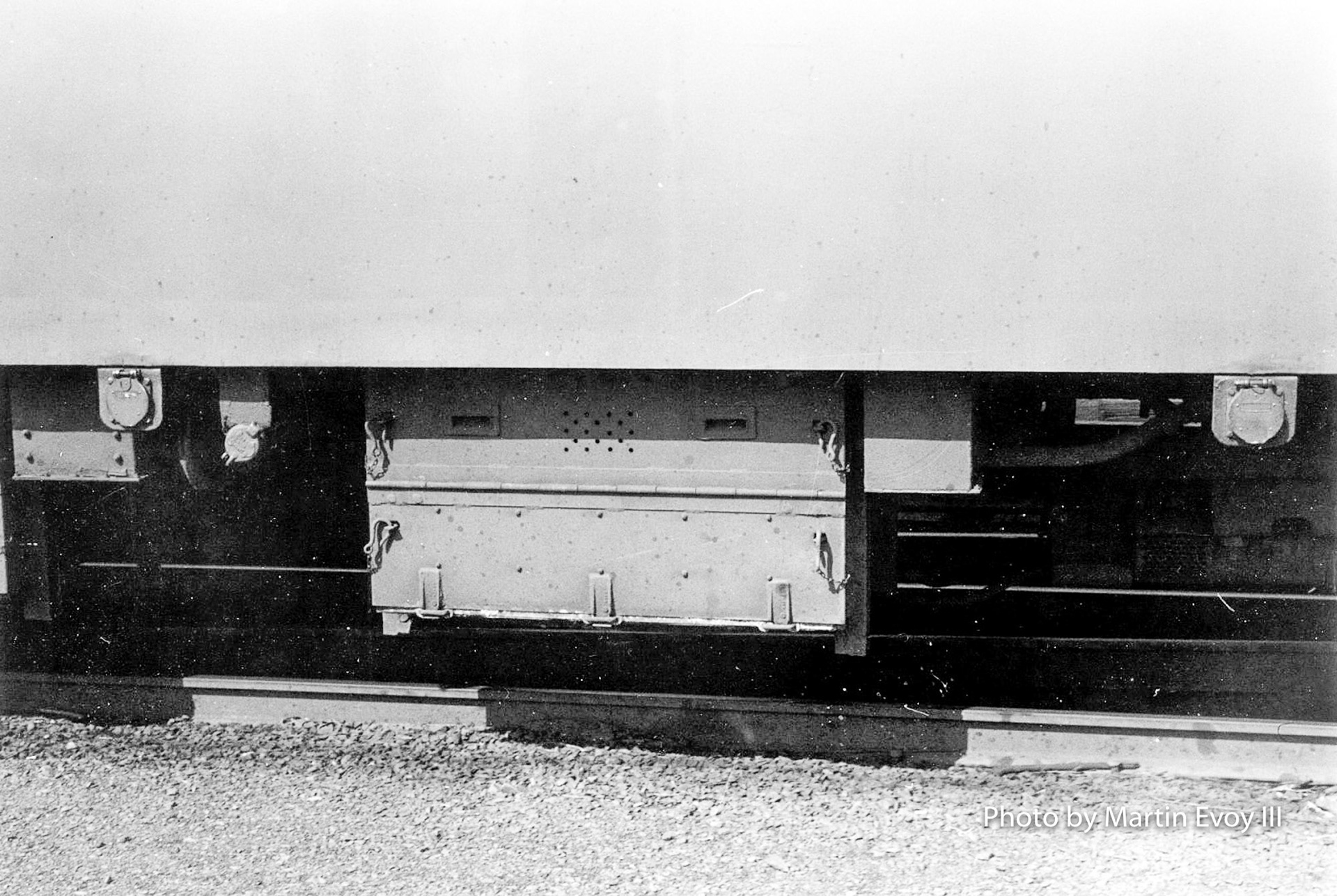 GN 1118 Left battery boxPhoto taken 1/76 by Martin Evoy III