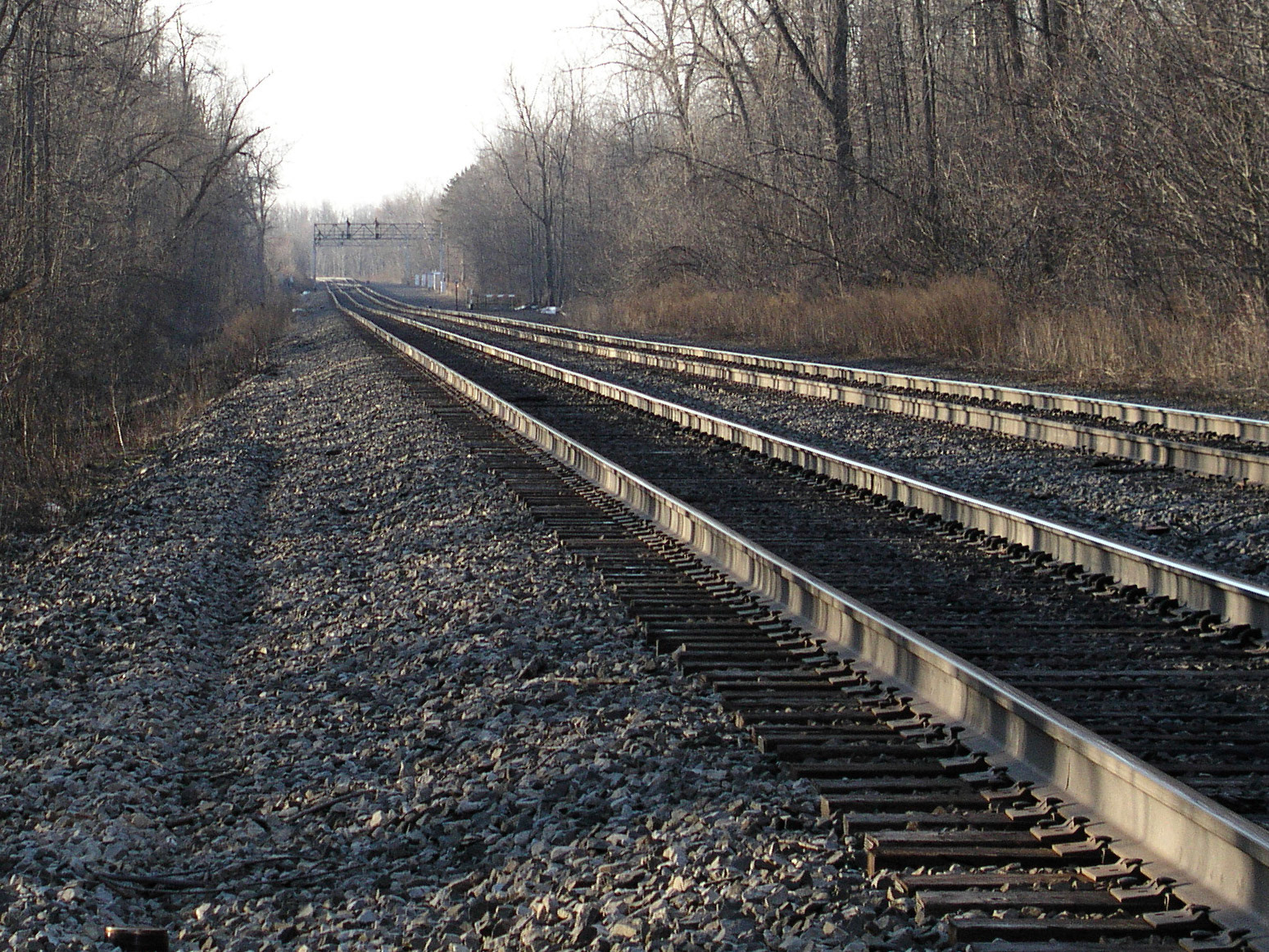 CP 16 in the distance at Palmyra, NY,  March 30, 2005