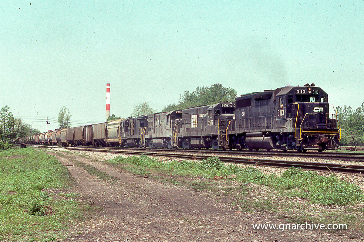 1:23 p.m. - EB with 3113, 2652, 2765, 2933 Fairport, NY - May 21, 1977