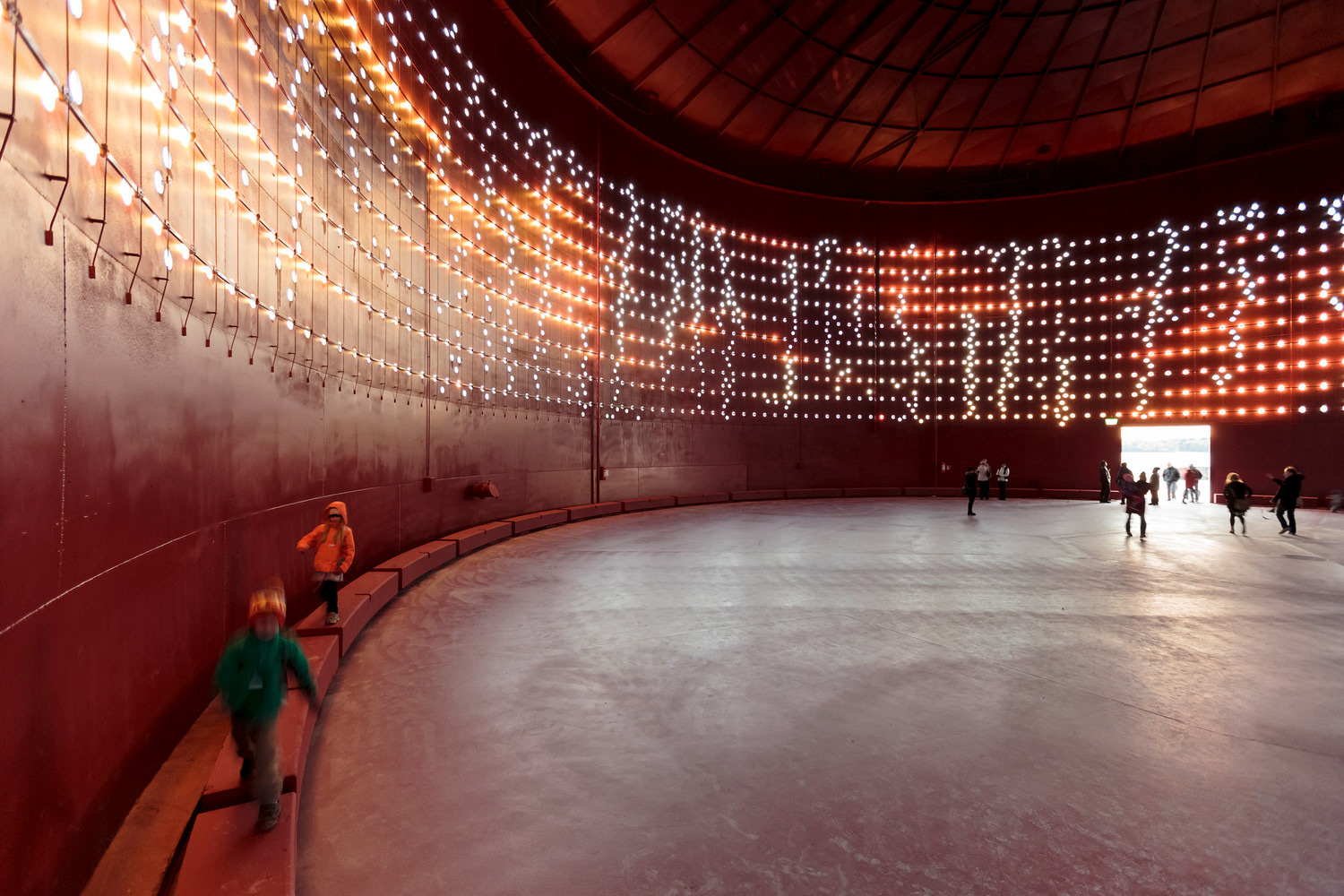 Figure 2.15: SILO486. Lighting Design Collective. https://lightartblog.wordpress.com/2013/06/13/silo-468-urban-light-art-piece-for-city-of-helsinki/