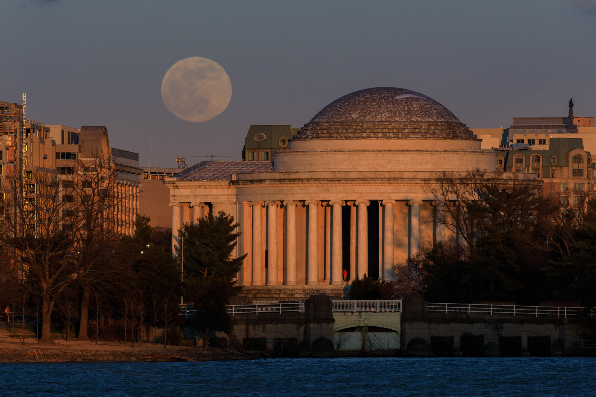 Supermoon Rising over Jefferson Memorial