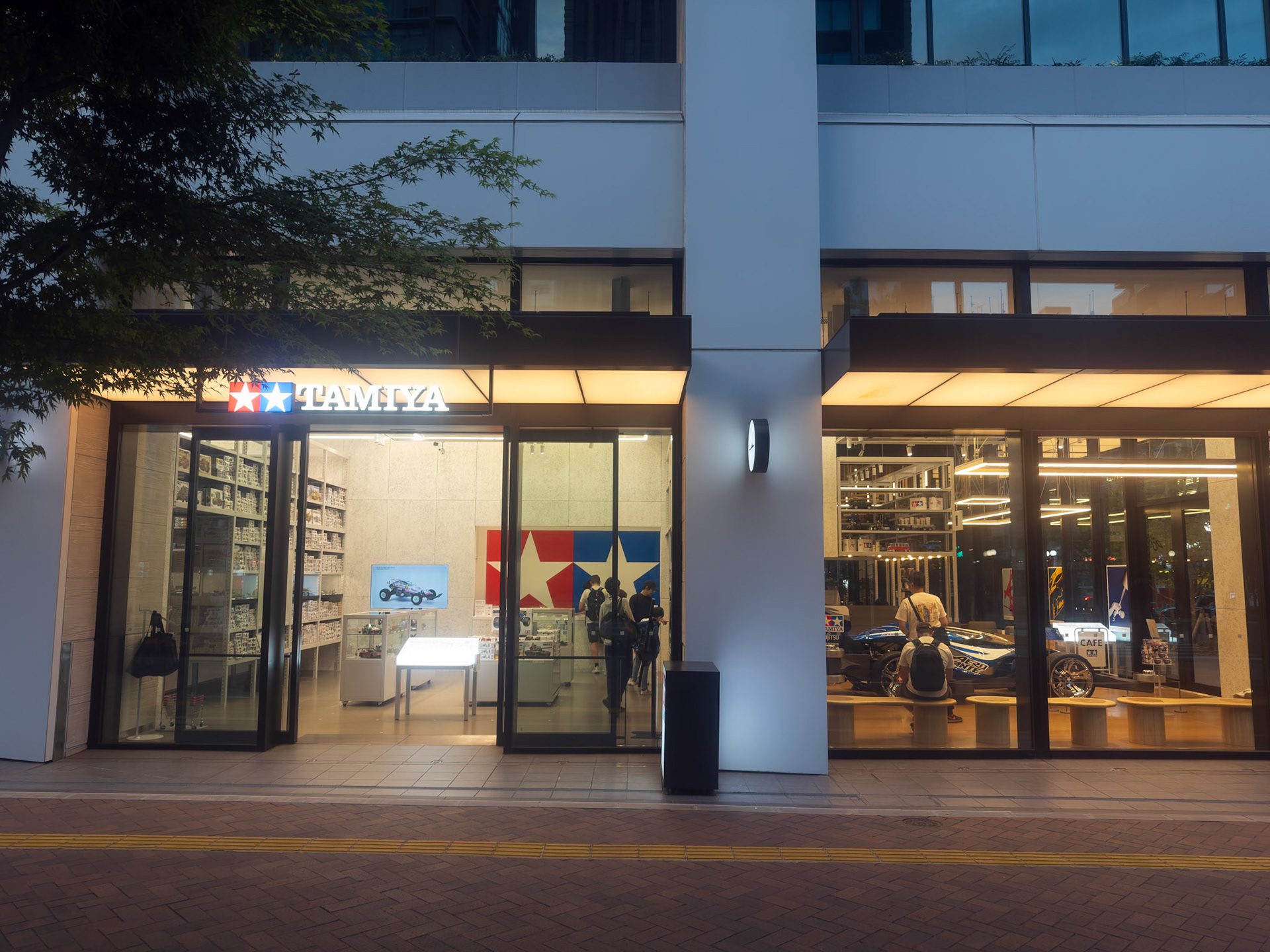 I saw some guys walking with Tamiya bags when we were close to our first hotel and got excited about the prospect of a Tamiya store.