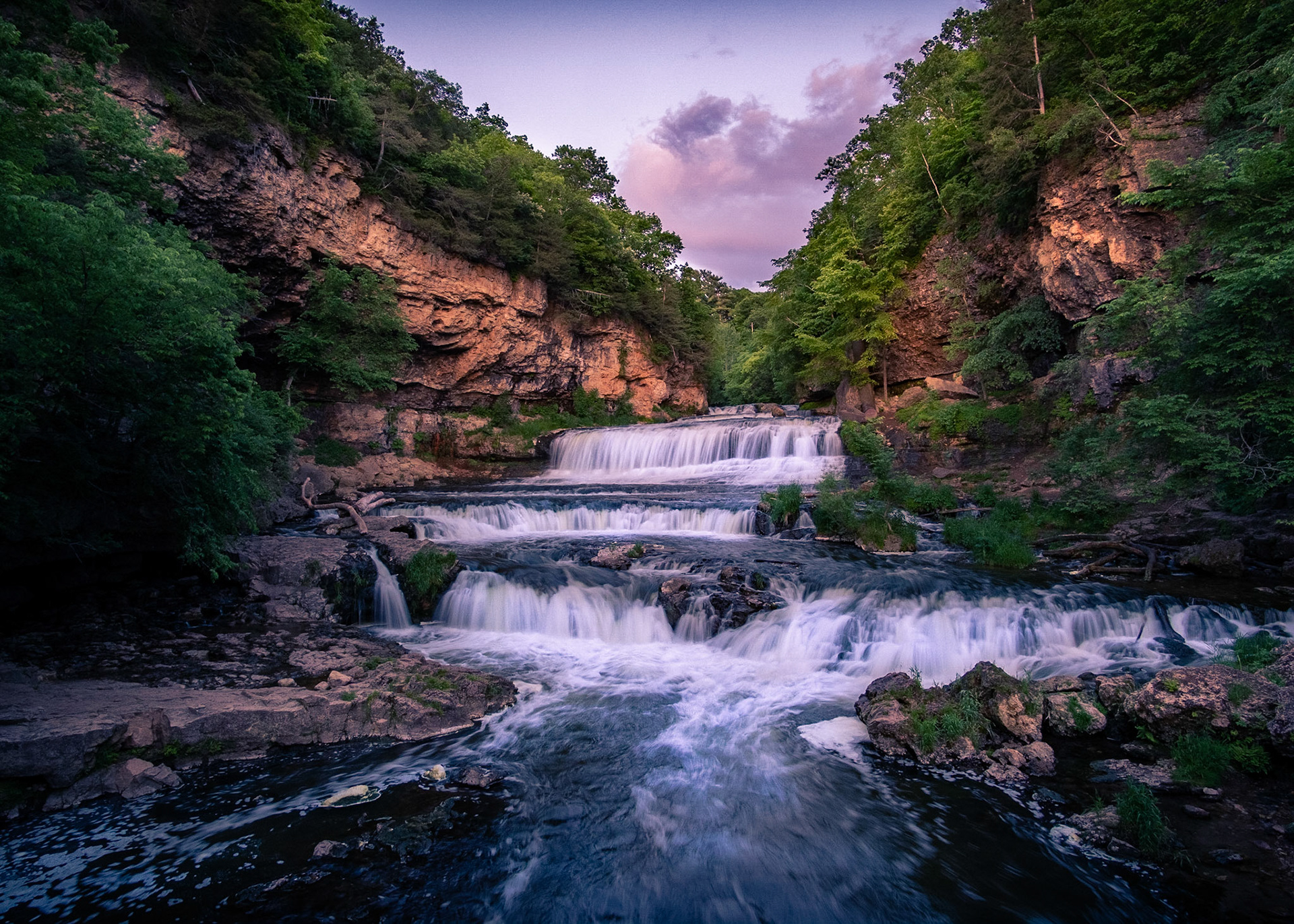 The sunset hitting the horizon behind me, it gives a little hint at how awesome this picture could be if I arrived 15 minutes earlier. A return trip is already in the plans.