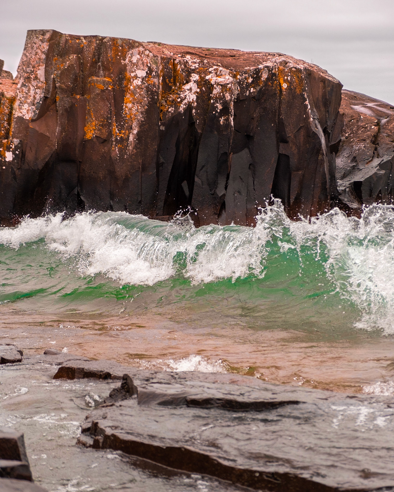 For something so constant, it sure took a lot of trys to capture a "nice" looking wave. I thought the colors here even on a very cloudy day still looked great.