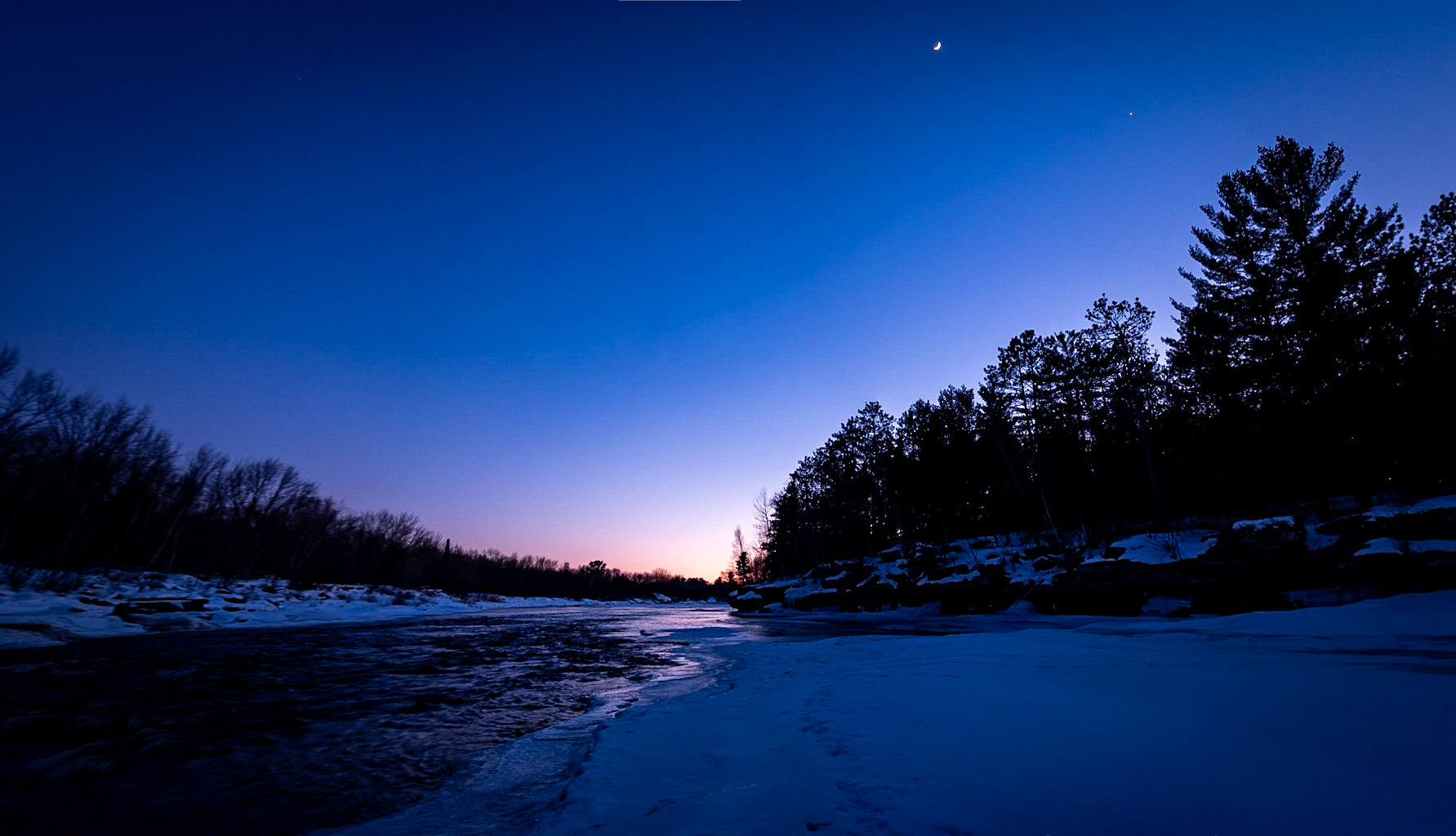 A Winters Night, The Moon, Venus, And I