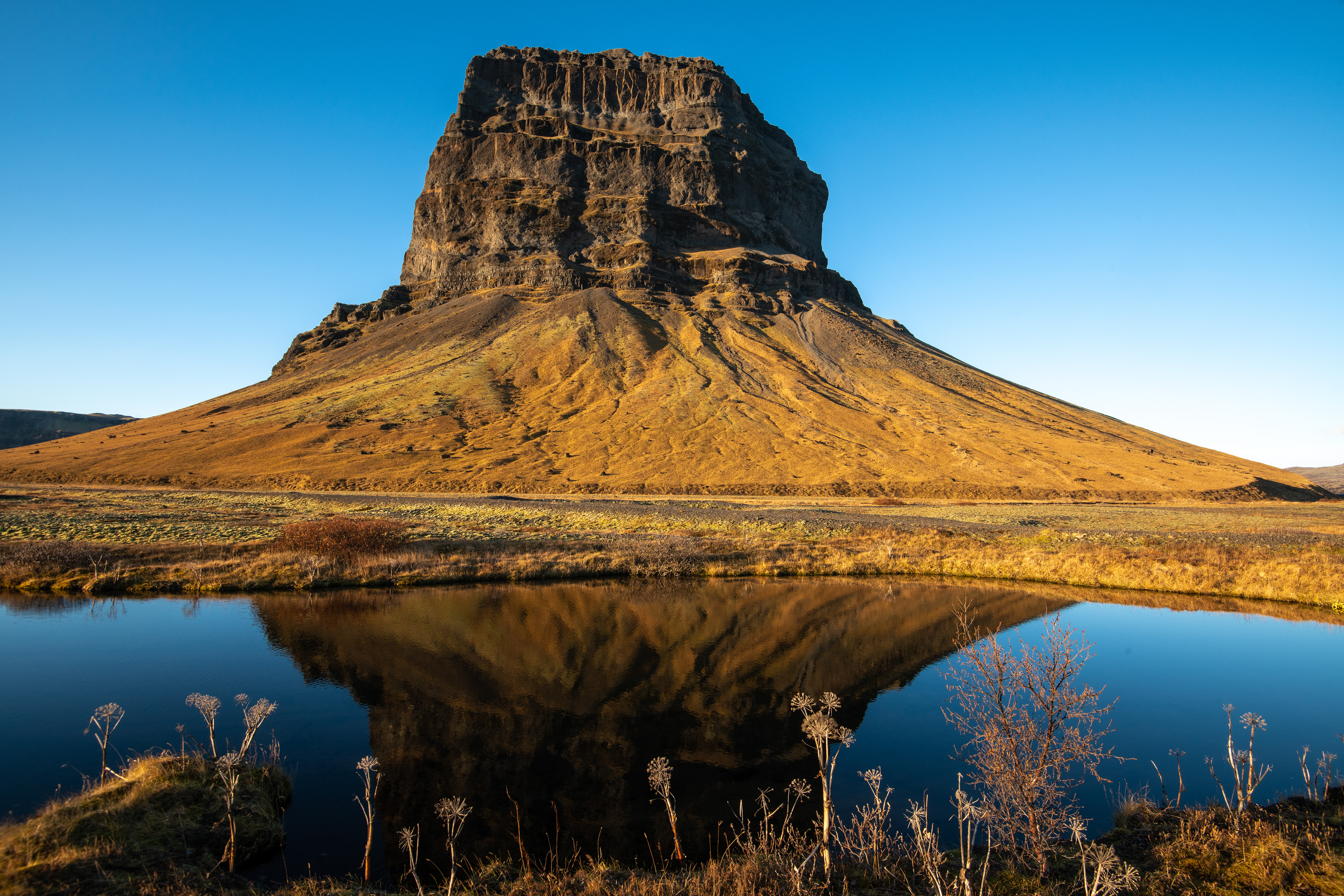 Stopping by Lómagnúpur, you will find both inspiring ponds and interesting vegetation to add to your photos and photography options