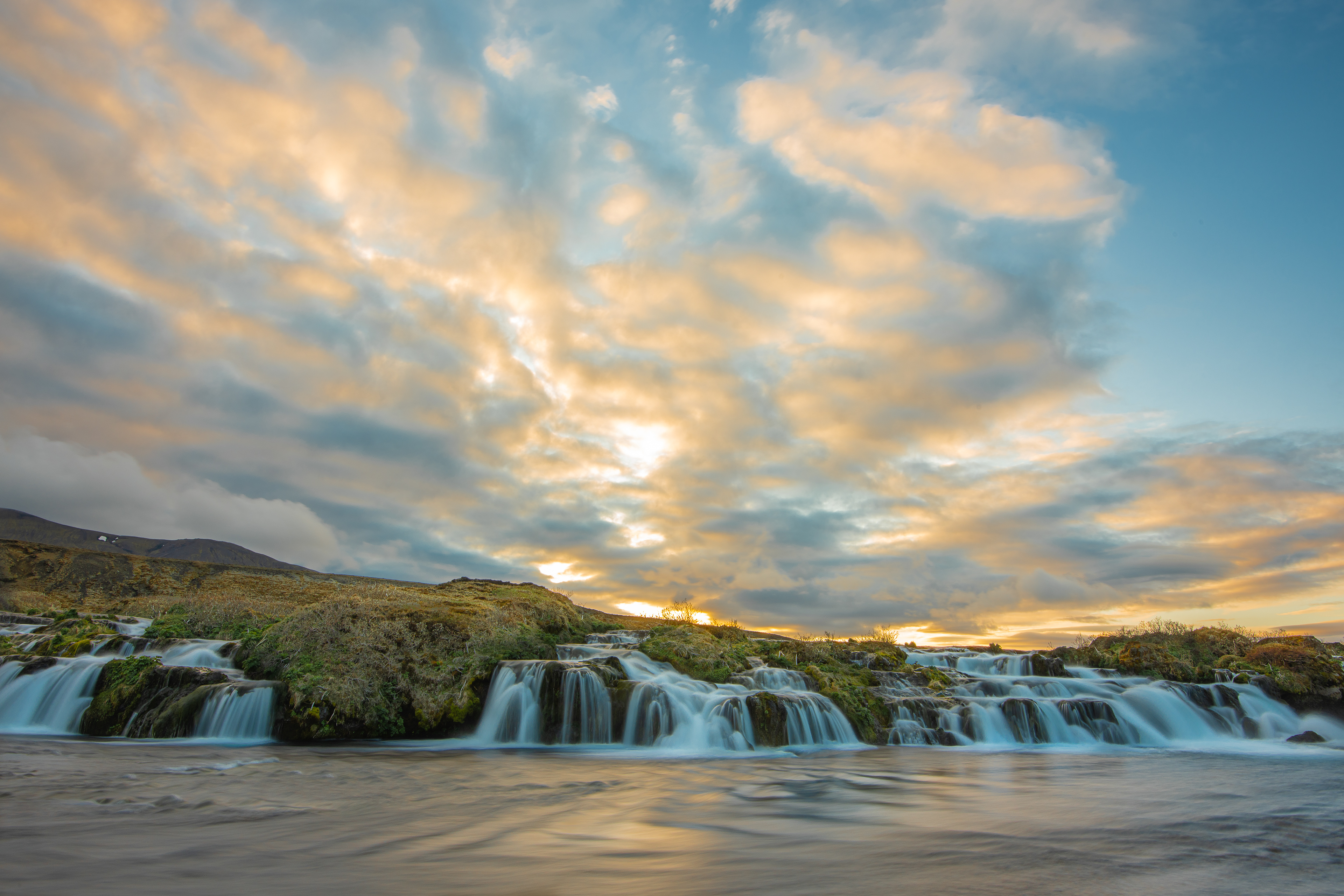  Hiking to the east side of the river is worth it 