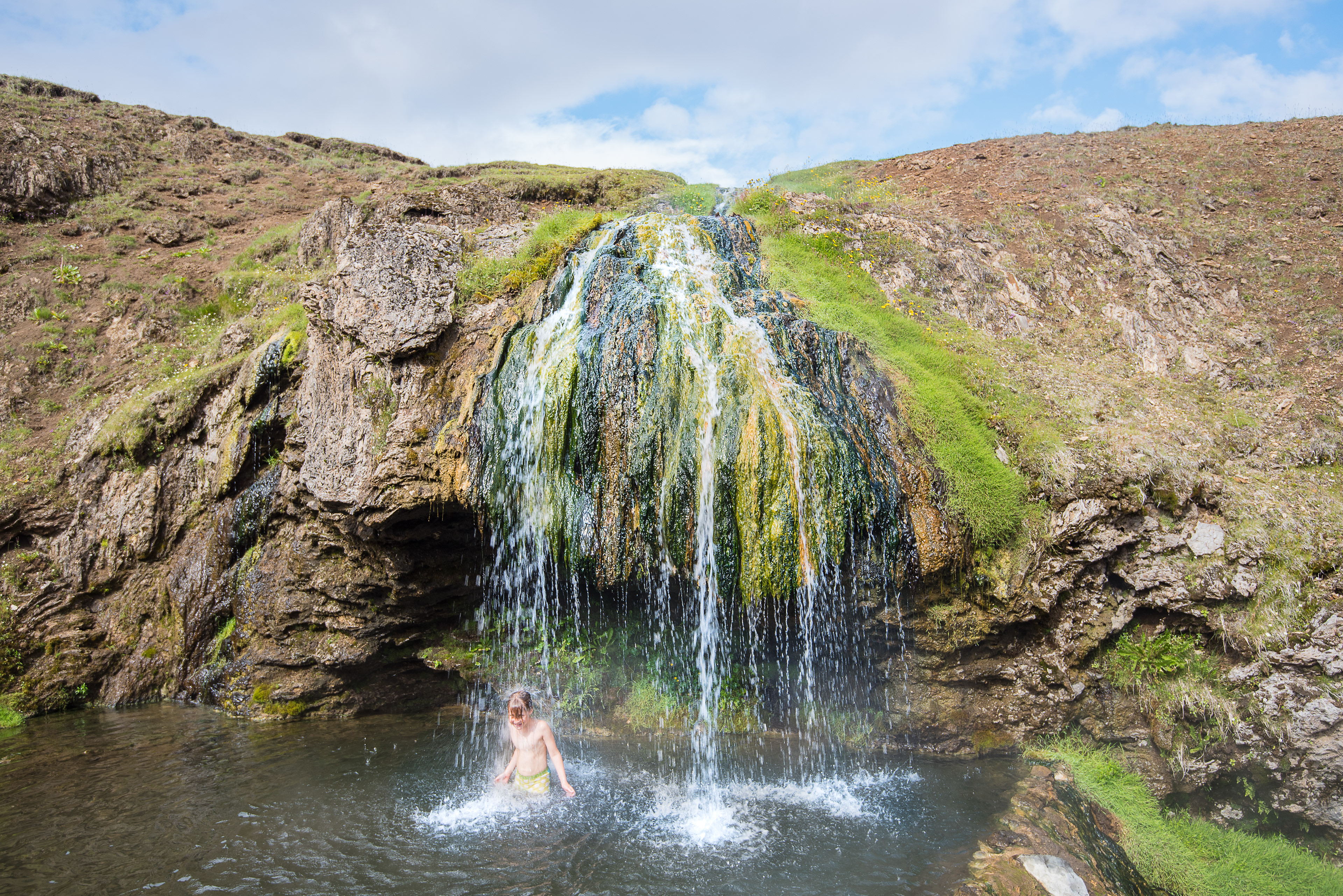 Laugavellir warm waterfall