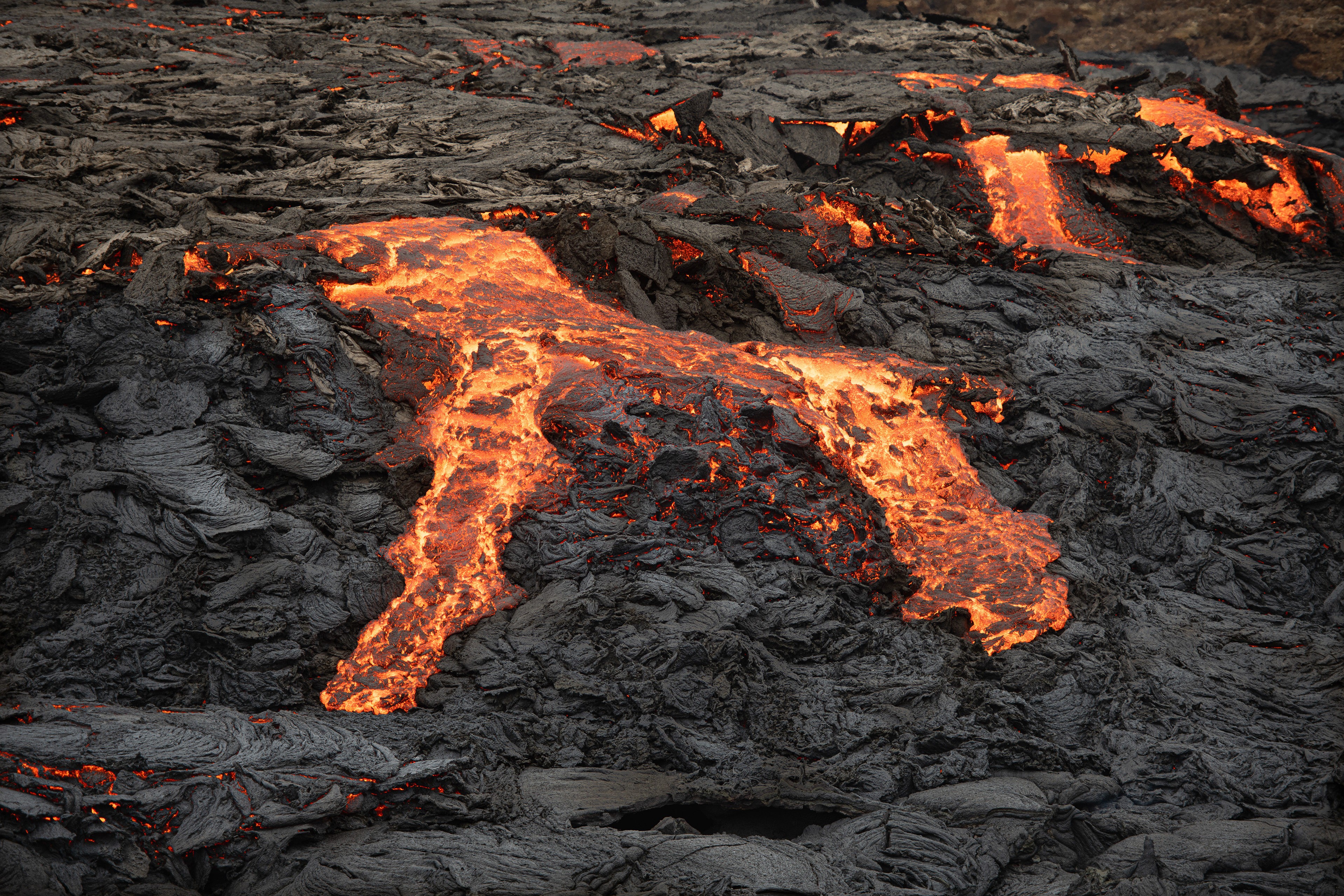 The new lava and the river of glowing magma