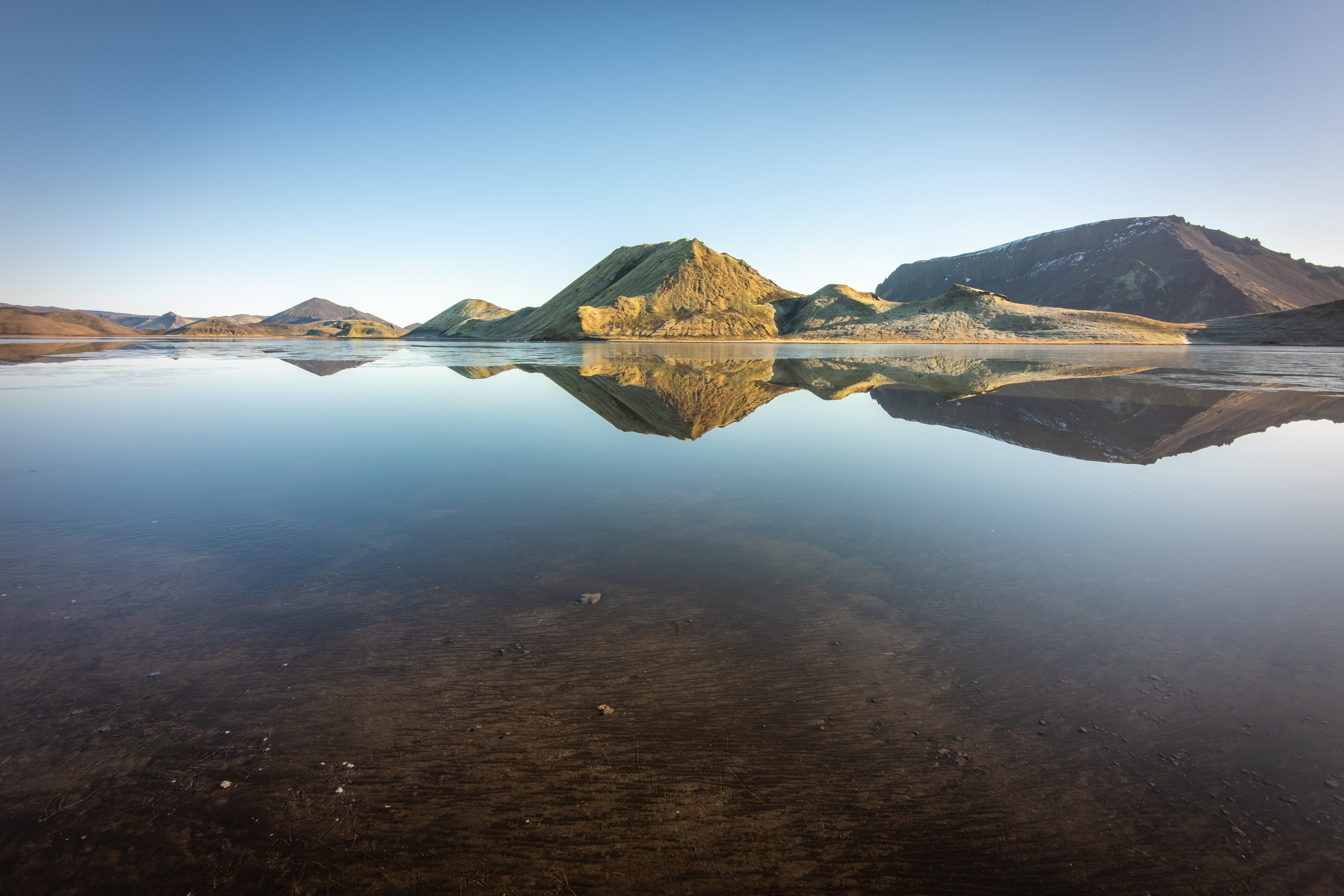 Photographing in the highland in Iceland in early autumn is also interesting when the temperature drops below zero Celcius